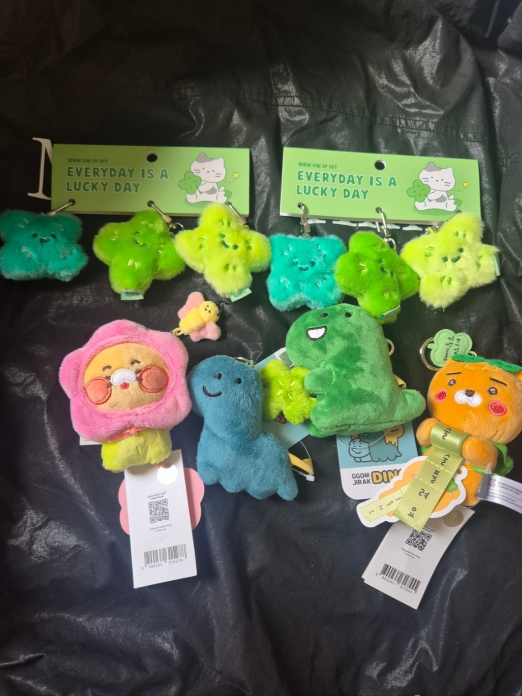 Many a Little Ggom Jirak Dino Key Ring Mascott Brachio, Many a Little Ggom Jirak Dino Key Ring Mascott Brachio(Clover) 착용 스타일