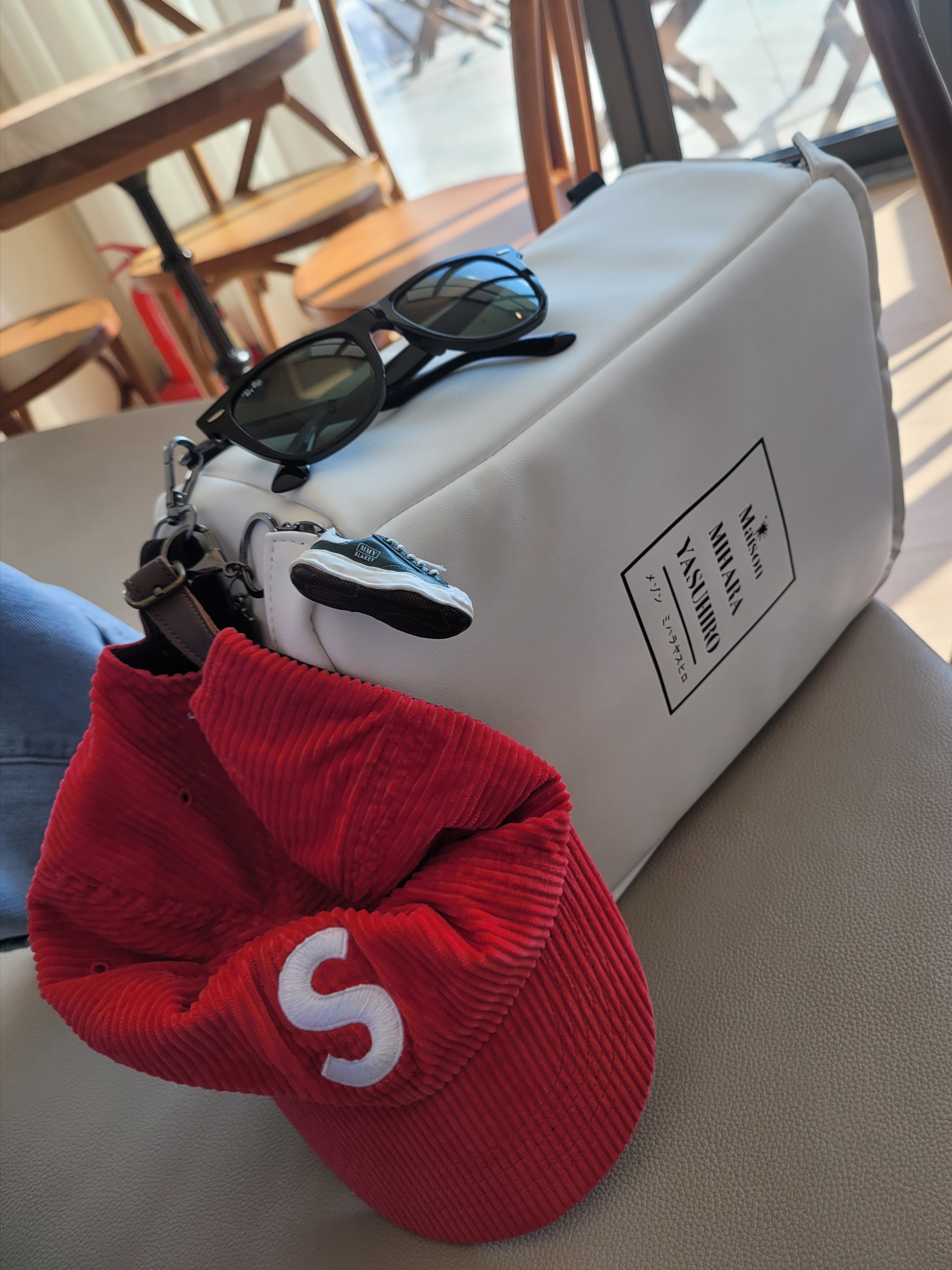 Puma Speedcat OG Red White, Supreme Corduroy S Logo 6-Panel Bright Red - 24FW 착용 스타일 - 3