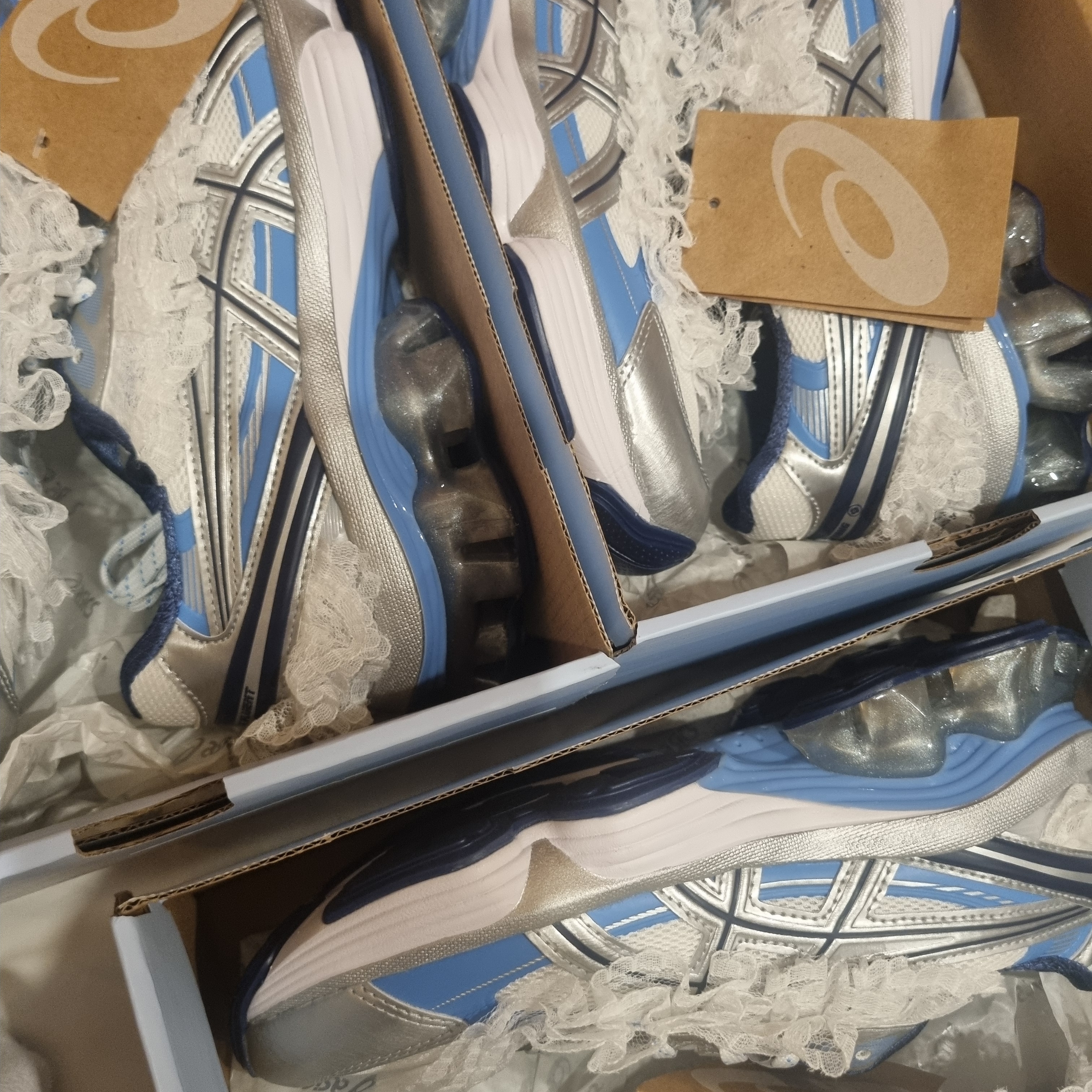 Asics x Shushu Tong Gel-Kinetic Fluent White Dive Blue 착용 스타일