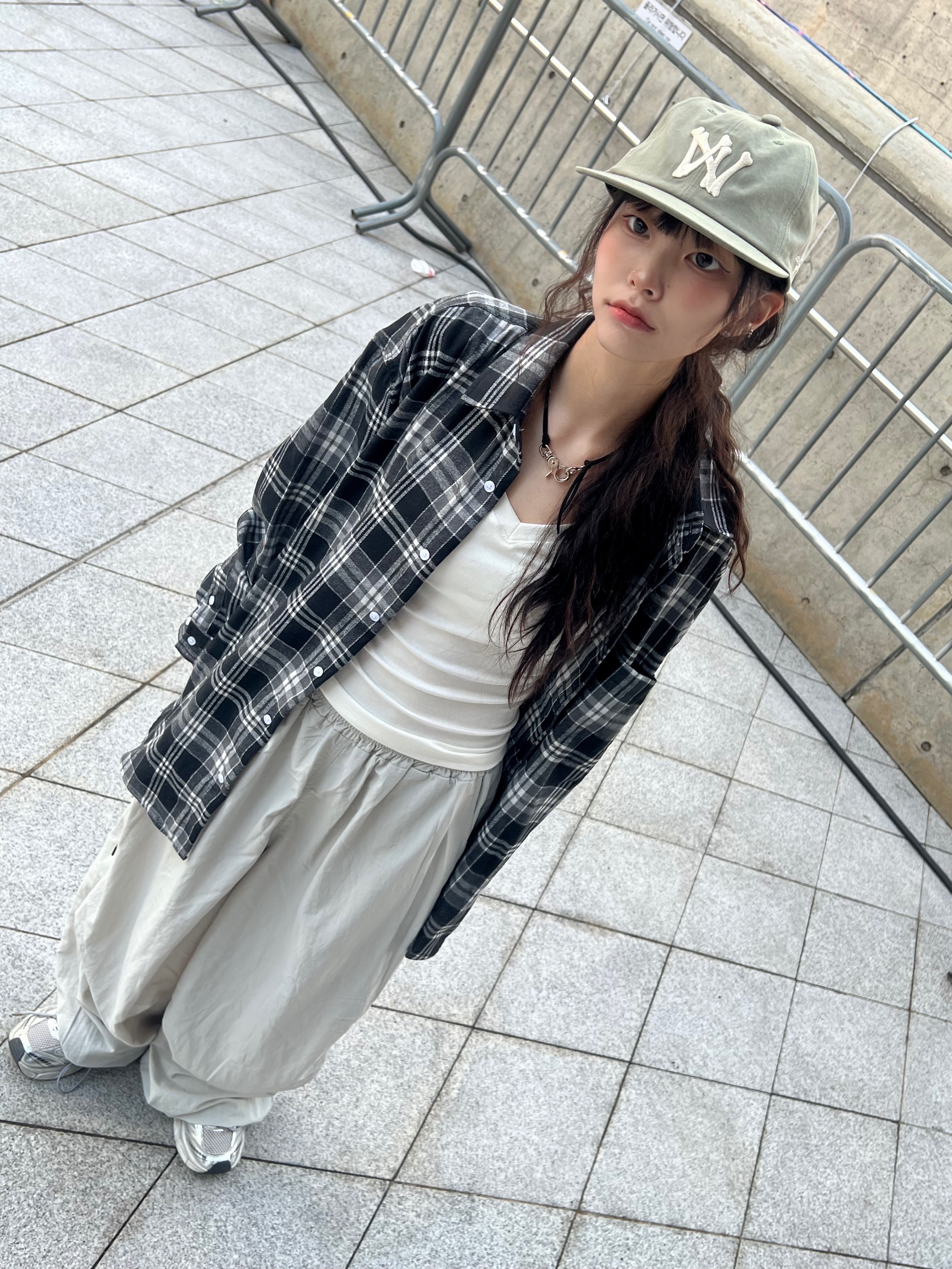 Aoiro 6-Panel Bone A/N Cap Olive 착용 스타일 - 1