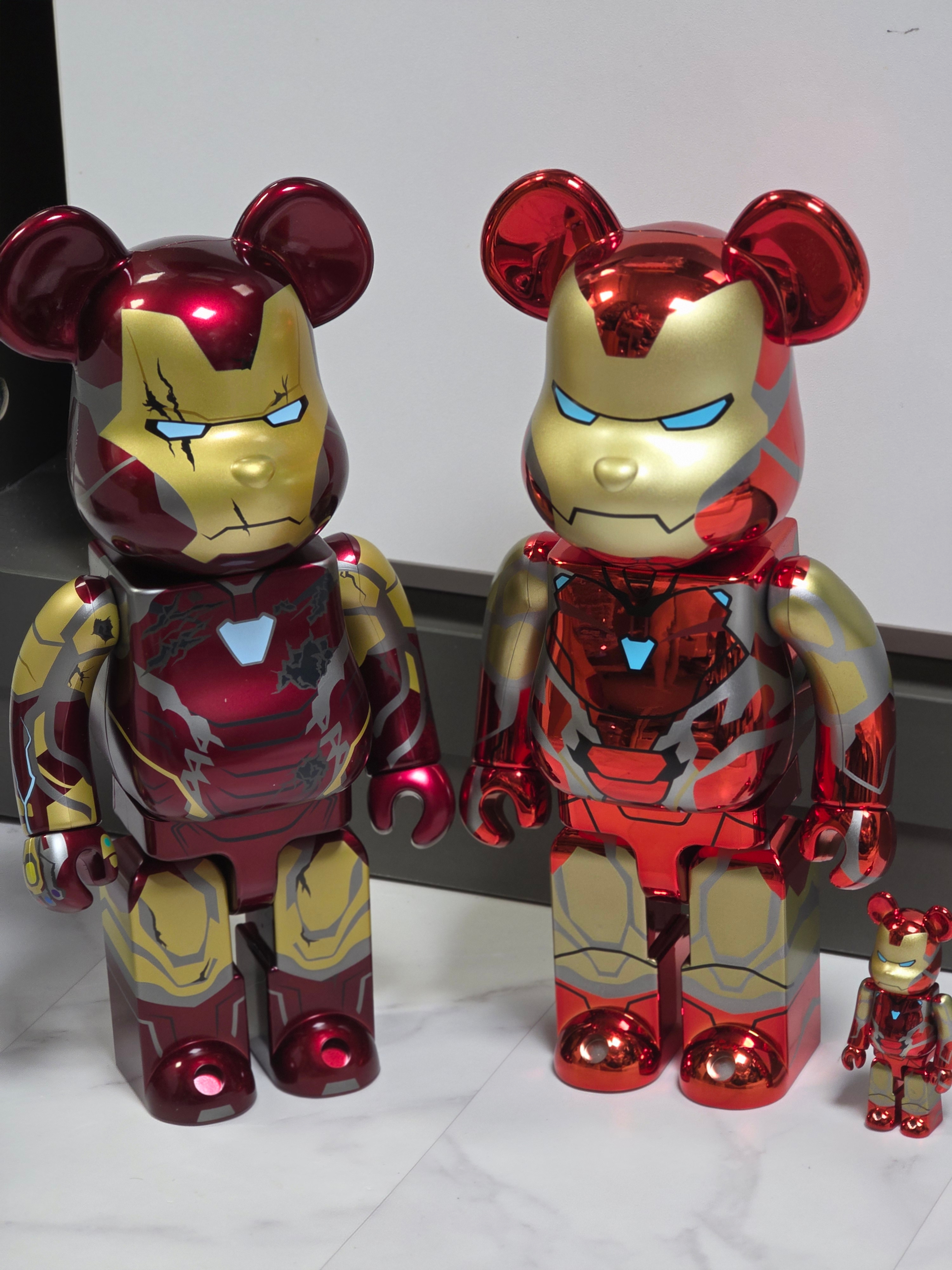 Bearbrick Marvel Iron Man Mark 85 Chrome Ver. 100％ & 400％ 착용 스타일 - 1
