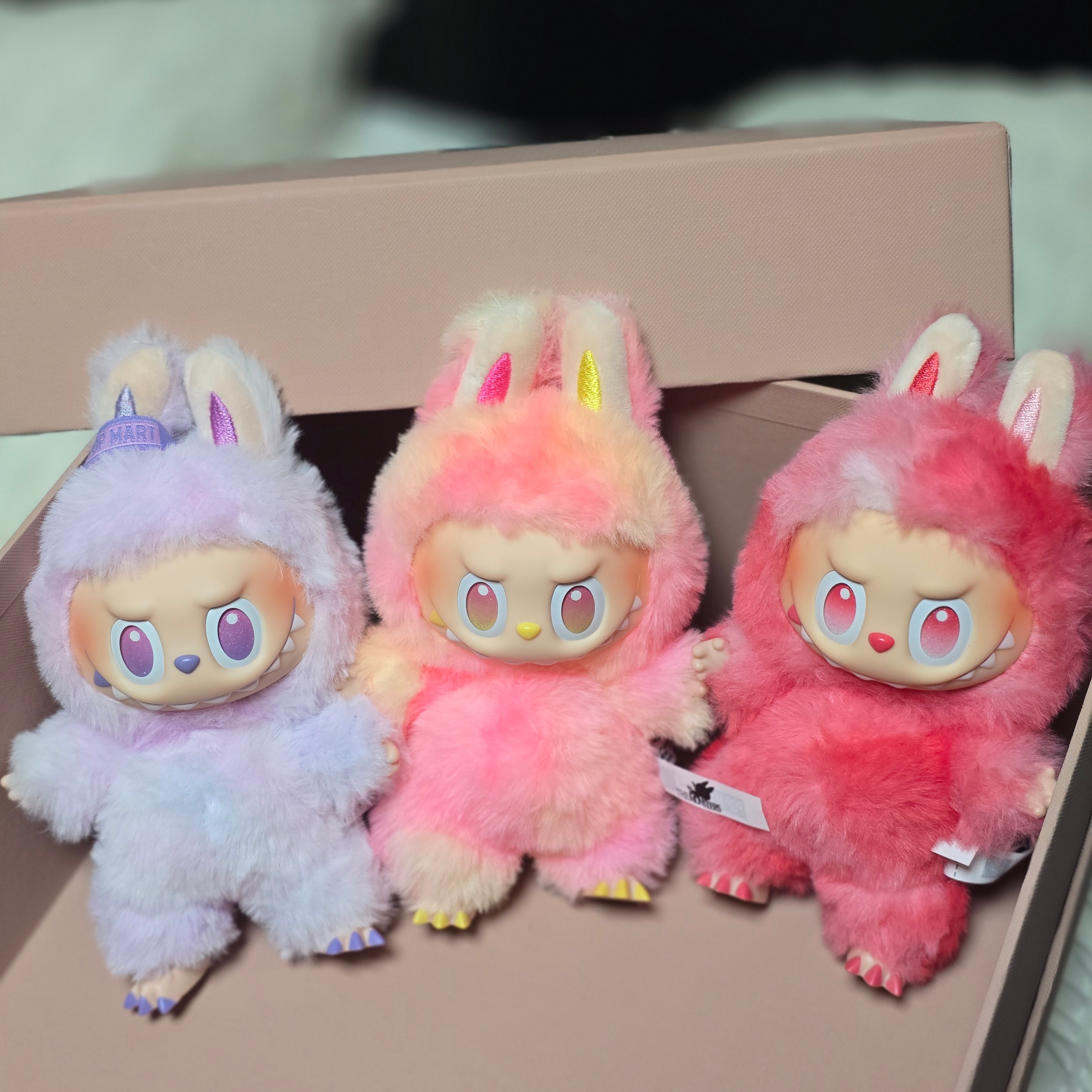 Pop Mart Labubu The Monsters Highlight Series Sealed Case (6 Blind Boxes) 착용 스타일 - 3