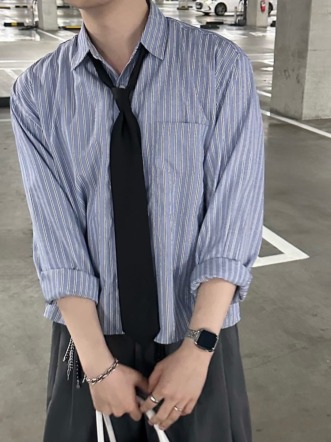 Nike Air Force 1 '07 Low Triple Black, Monamhee x Peaceminusone Daihee Plush Keyring 착용 스타일 - 5