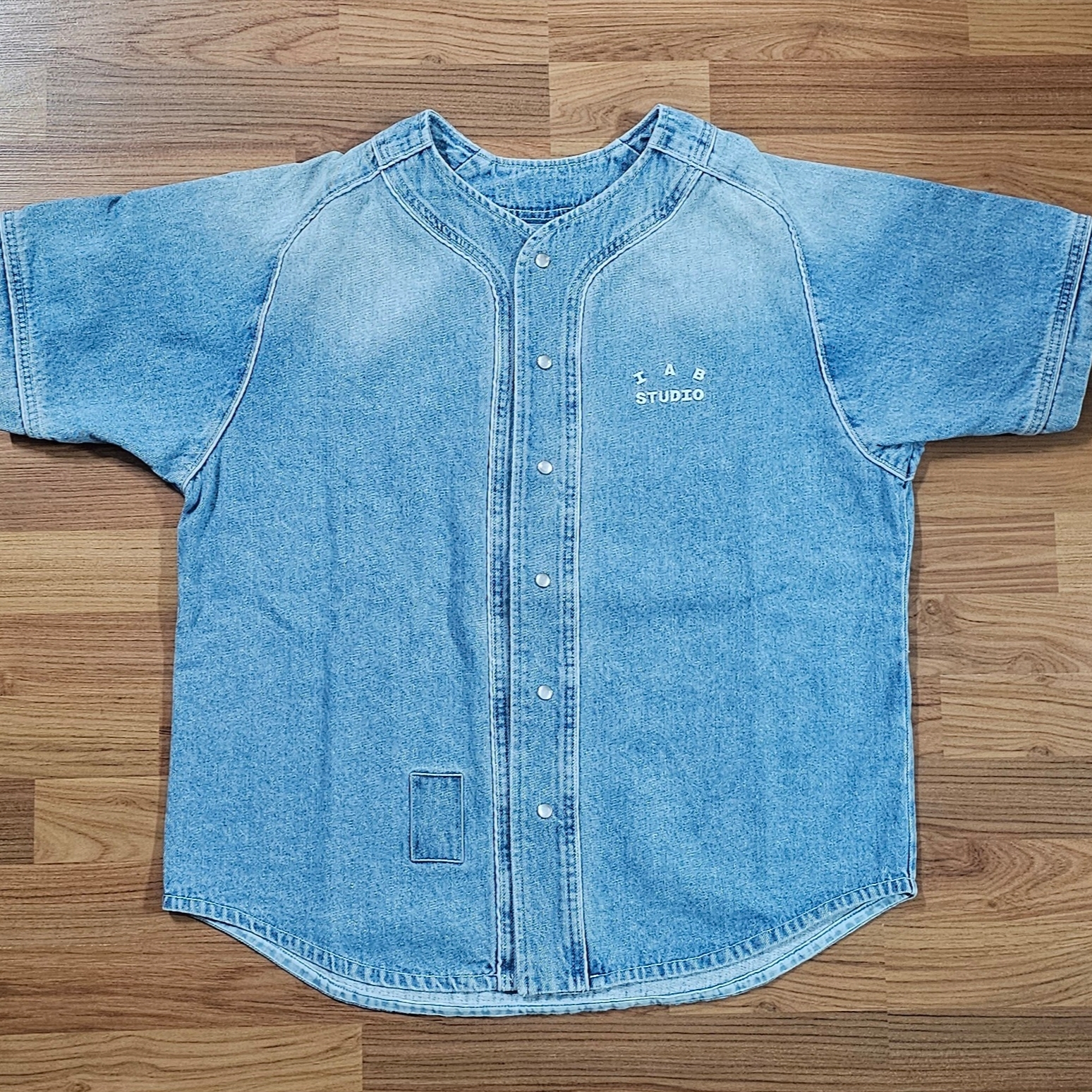 IAB Studio Denim Baseball Jersey Blue 착용 스타일 - 2
