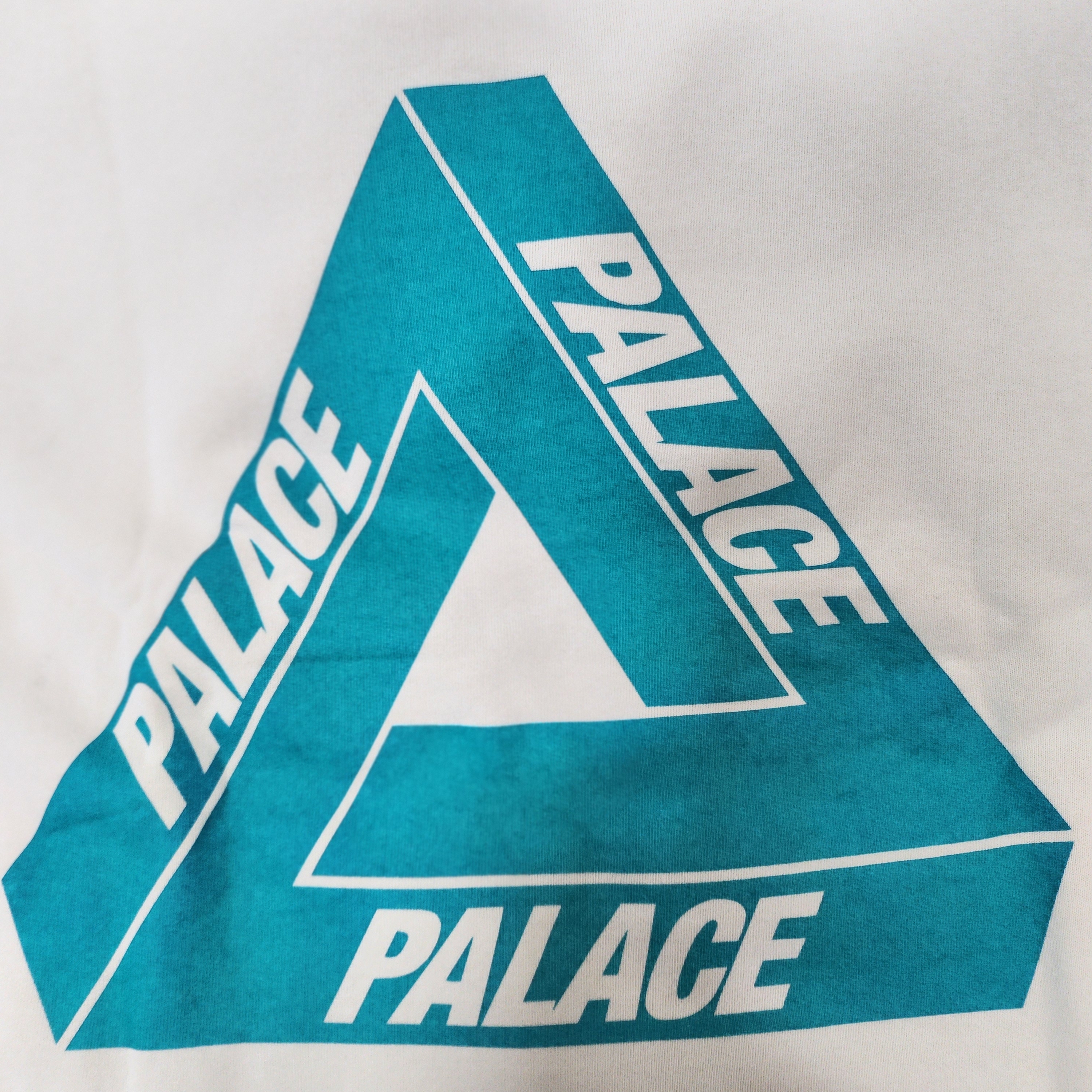 Palace Reacto Tri-Ferg Crew White - 25SS, Nike x Tom Sachs General Purpose Shoe Light Cream 착용 스타일 - 2