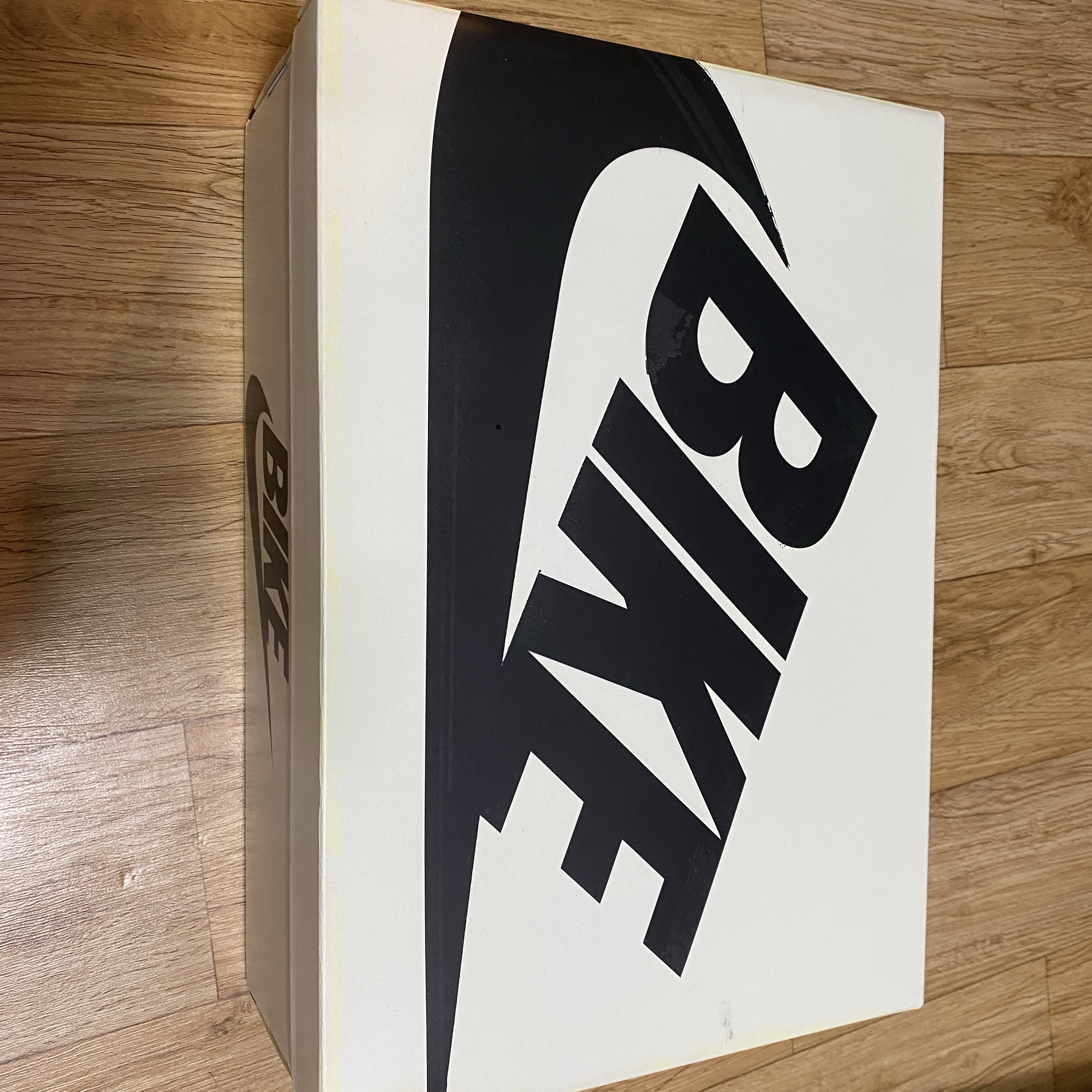 Jordan 1 x Nigel Sylvester Retro Low OG Better With Time 착용 스타일 - 2