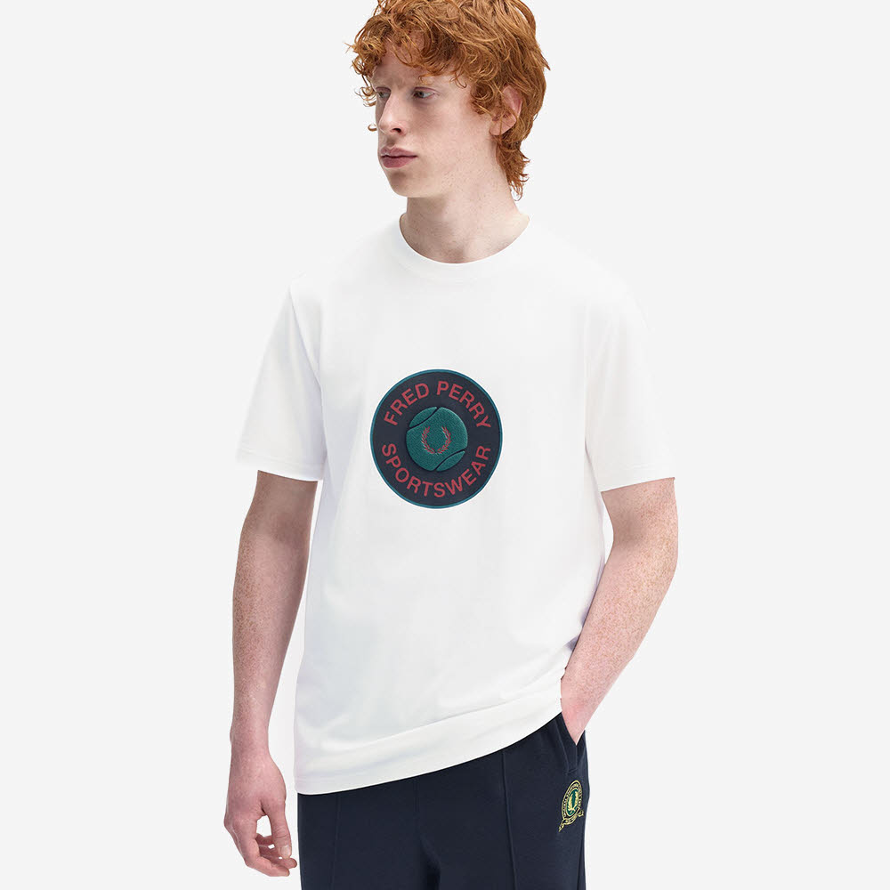 프레드 페리 클럽하우스 테니스 뱃지 그래픽 티셔츠 스노우화이트(Fred Perry Clubhouse Tennis Badge Graphic T-Shirt Snow White) - 4