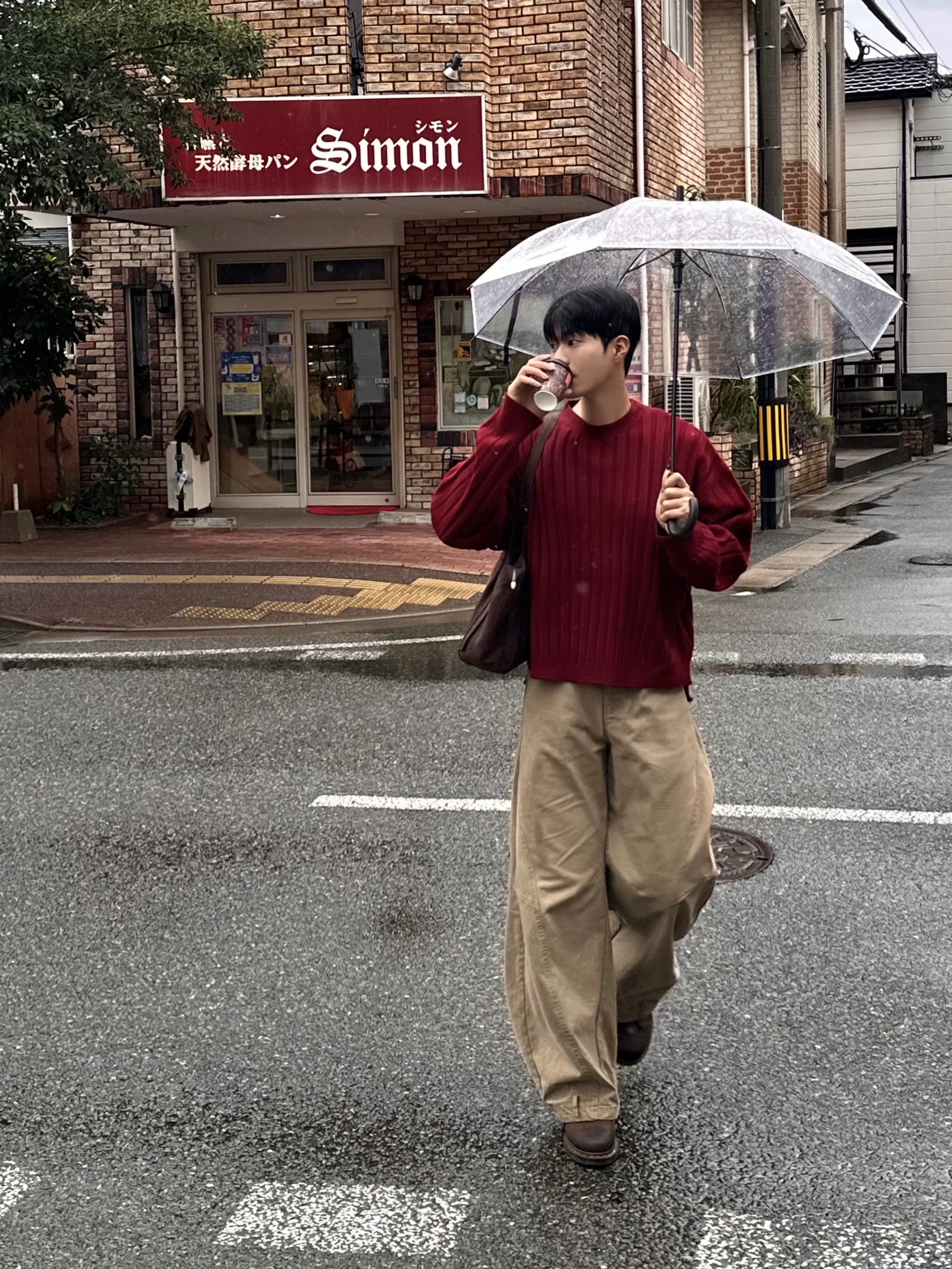 Dr. Martens 1461 Crazy Horse Dark Brown 착용 스타일 - 5