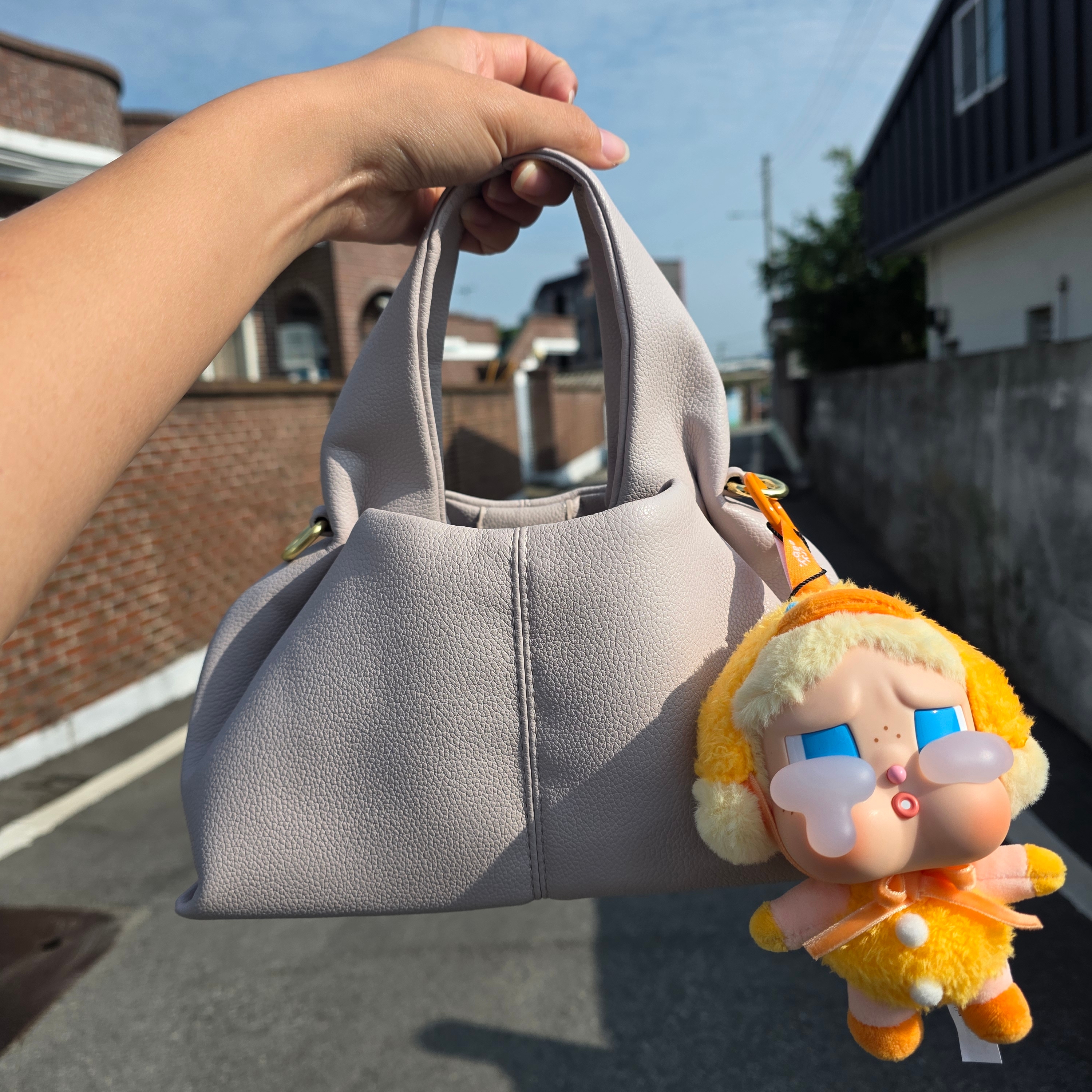 Pop Mart Crybaby Crying Again Series Plush Keyring Duck You (Opened Case) 착용 스타일 - 3