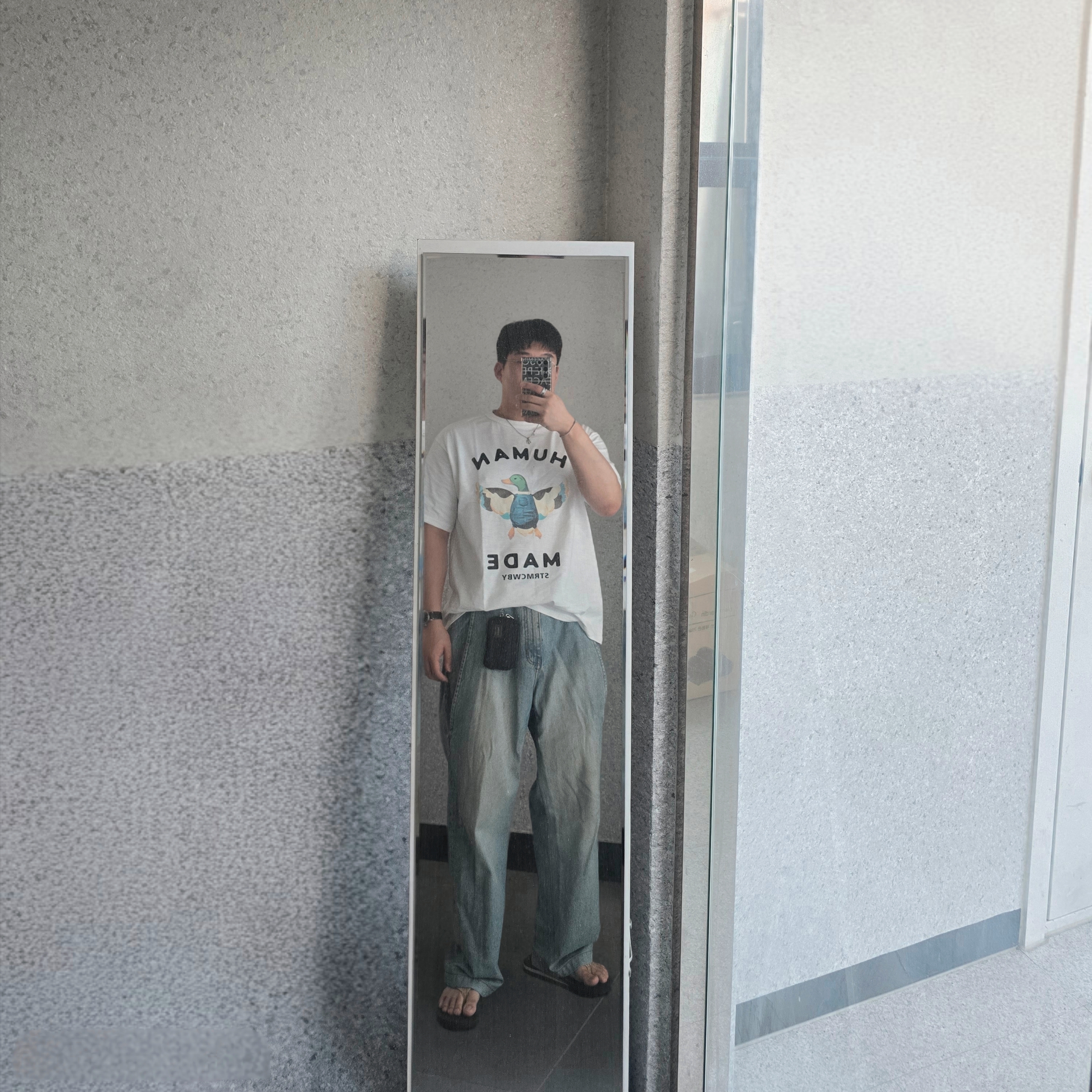 Human Made Graphic T-Shirt #13 White, Jacob & Co x Peaceminusone Pendant Sterling Silver & Yellow Gold 착용 스타일 - 1