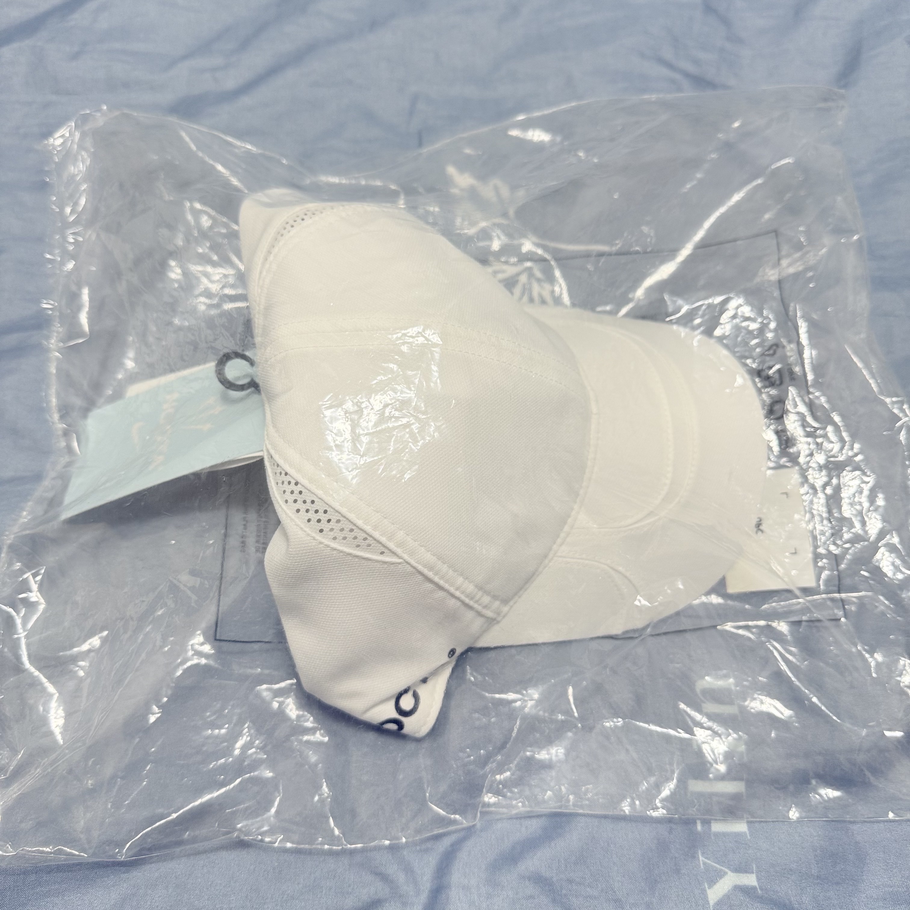 Nike x Drake Nocta Club Cap White 착용 스타일 - 2
