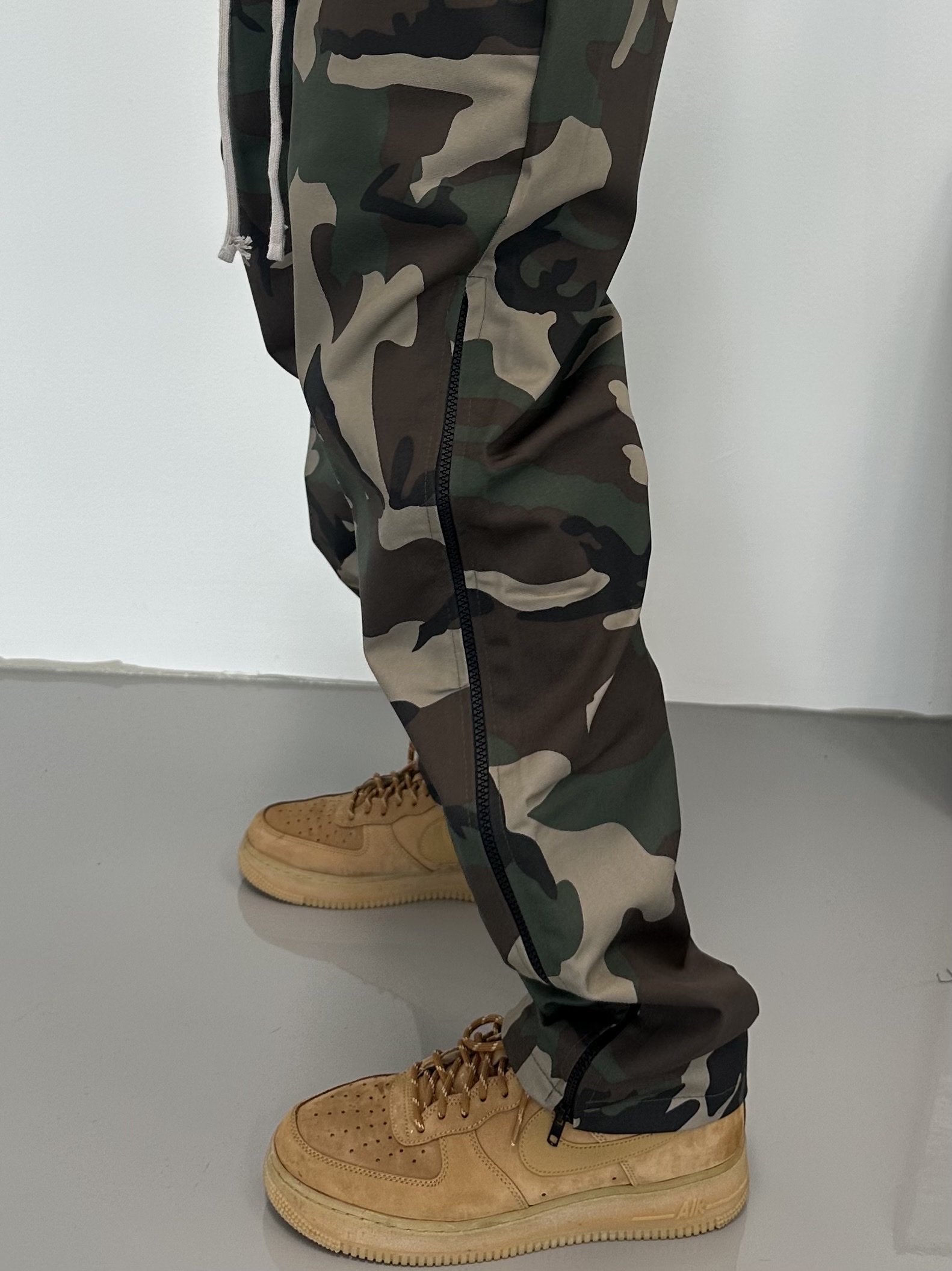 Nike Air Force 1 '07 WB Flax 착용 스타일 - 3