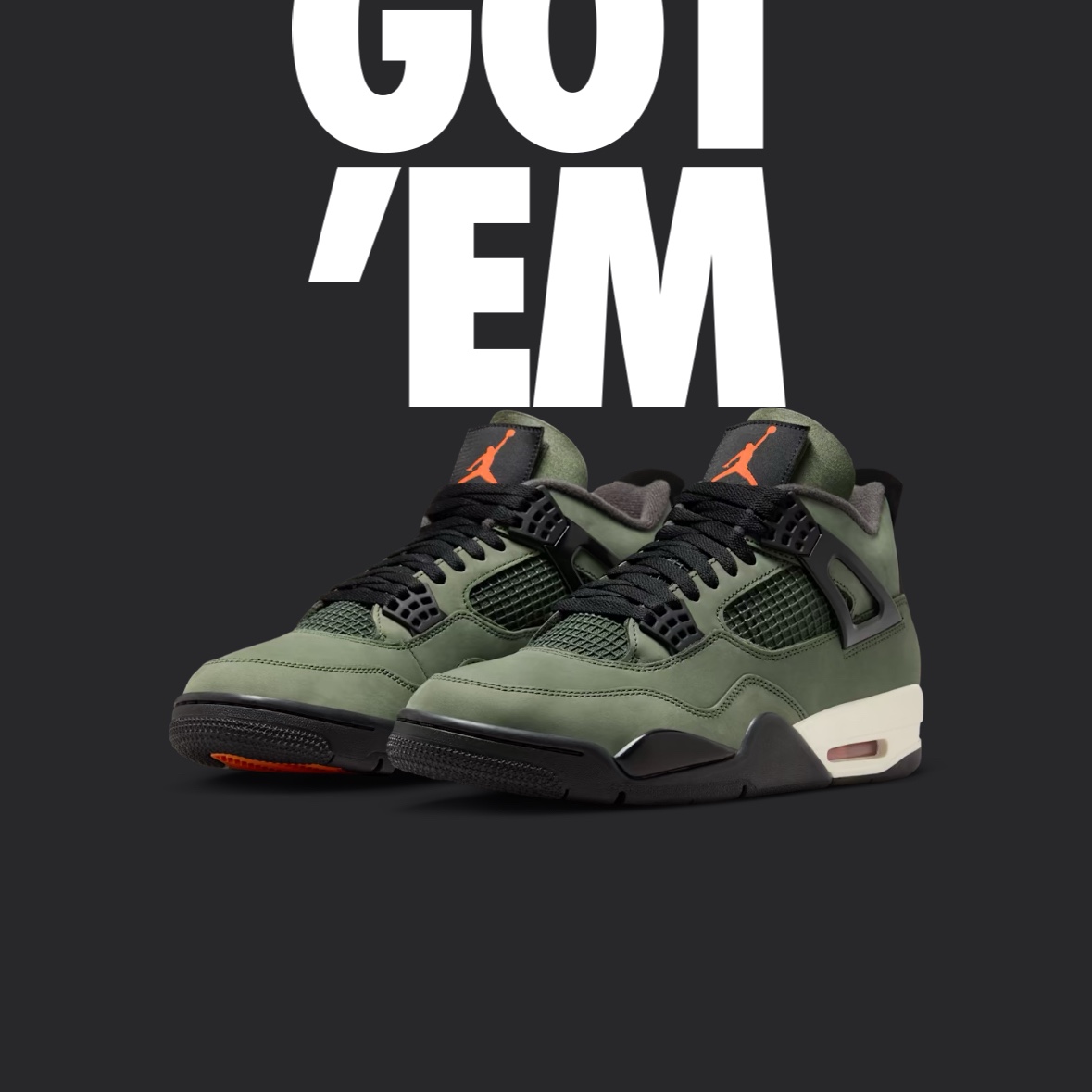 Jordan 4 x Undefeated Retro OG SP Deep Green and Clementine 착용 스타일