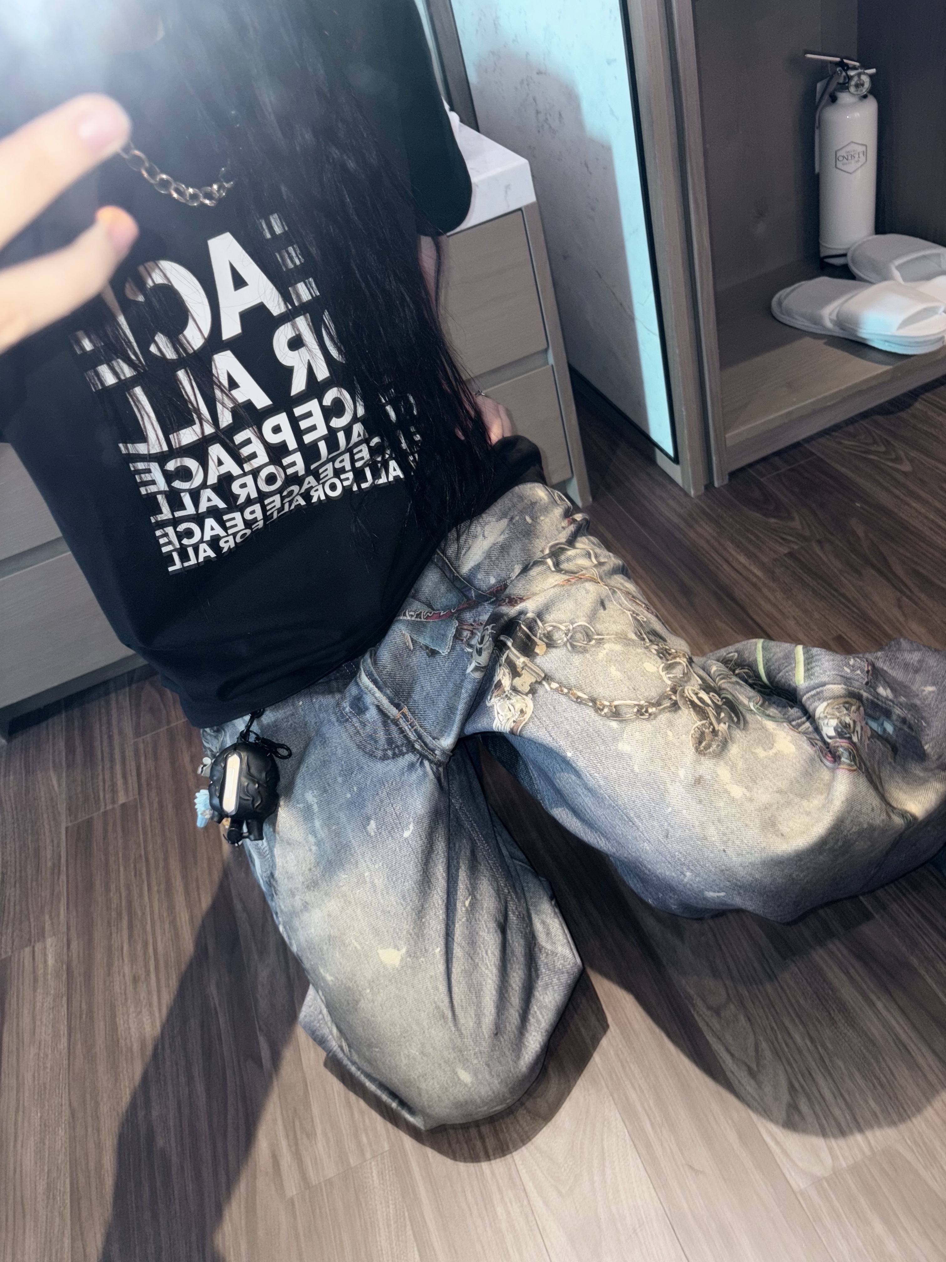 (W) Acne Studios Baggy Fit Jeans 1981F Mid Blue, Nike x Supreme Air Force 1 Low Baroque Brown 착용 스타일 - 1