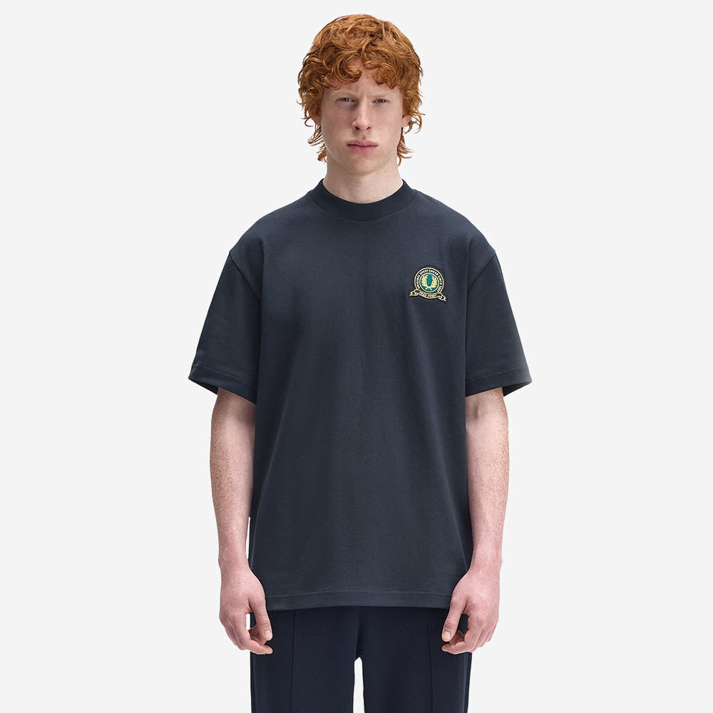프레드 페리 클럽하우스 테니스 뱃지 티셔츠 네이비(Fred Perry Clubhouse Tennis Badge T-Shirt Navy Snow White) - 2