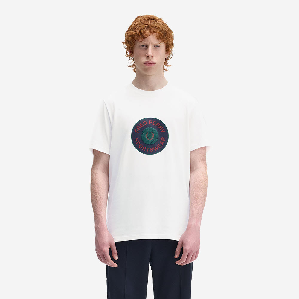프레드 페리 클럽하우스 테니스 뱃지 그래픽 티셔츠 스노우화이트(Fred Perry Clubhouse Tennis Badge Graphic T-Shirt Snow White) - 2