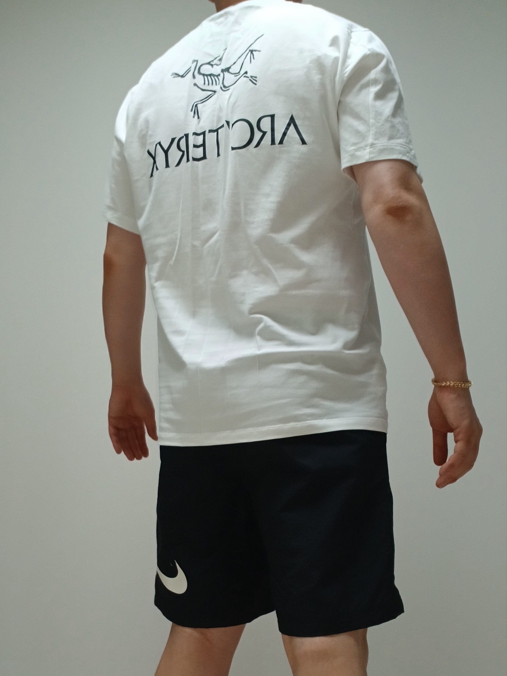 Arc'teryx Kragg SL Cotton Bird Word SS T-Shirt Canvas, Lululemon Pace Breaker Linerless Shorts 5 Inch Black 착용 스타일 - 10