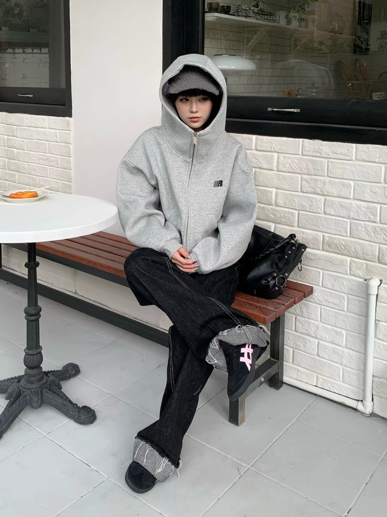 (W) Onitsuka Tiger Tokuten Black Pink 착용 스타일