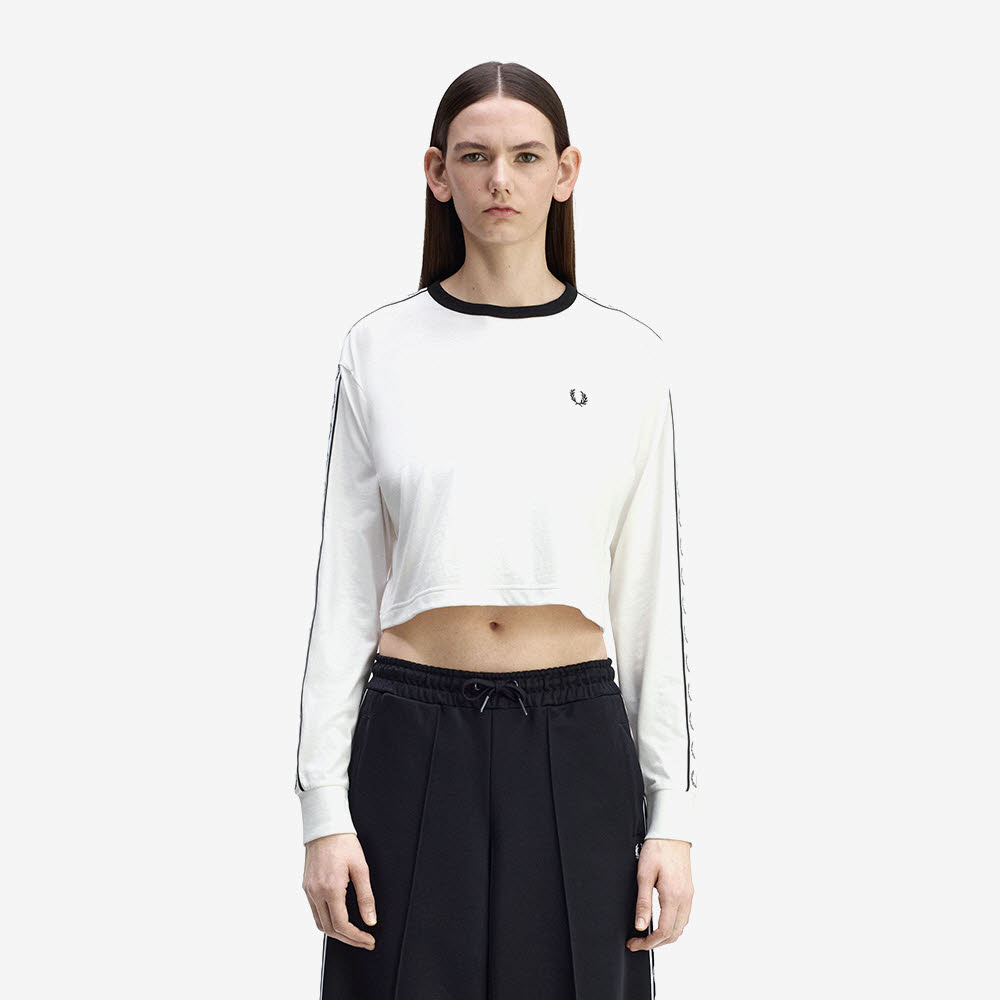 프레드페리 우먼스 테잎 롱슬리브 티셔츠 스노우화이트(Fred Perry Womens Taped Long Sleeve T-Shirt Snow White) - 4