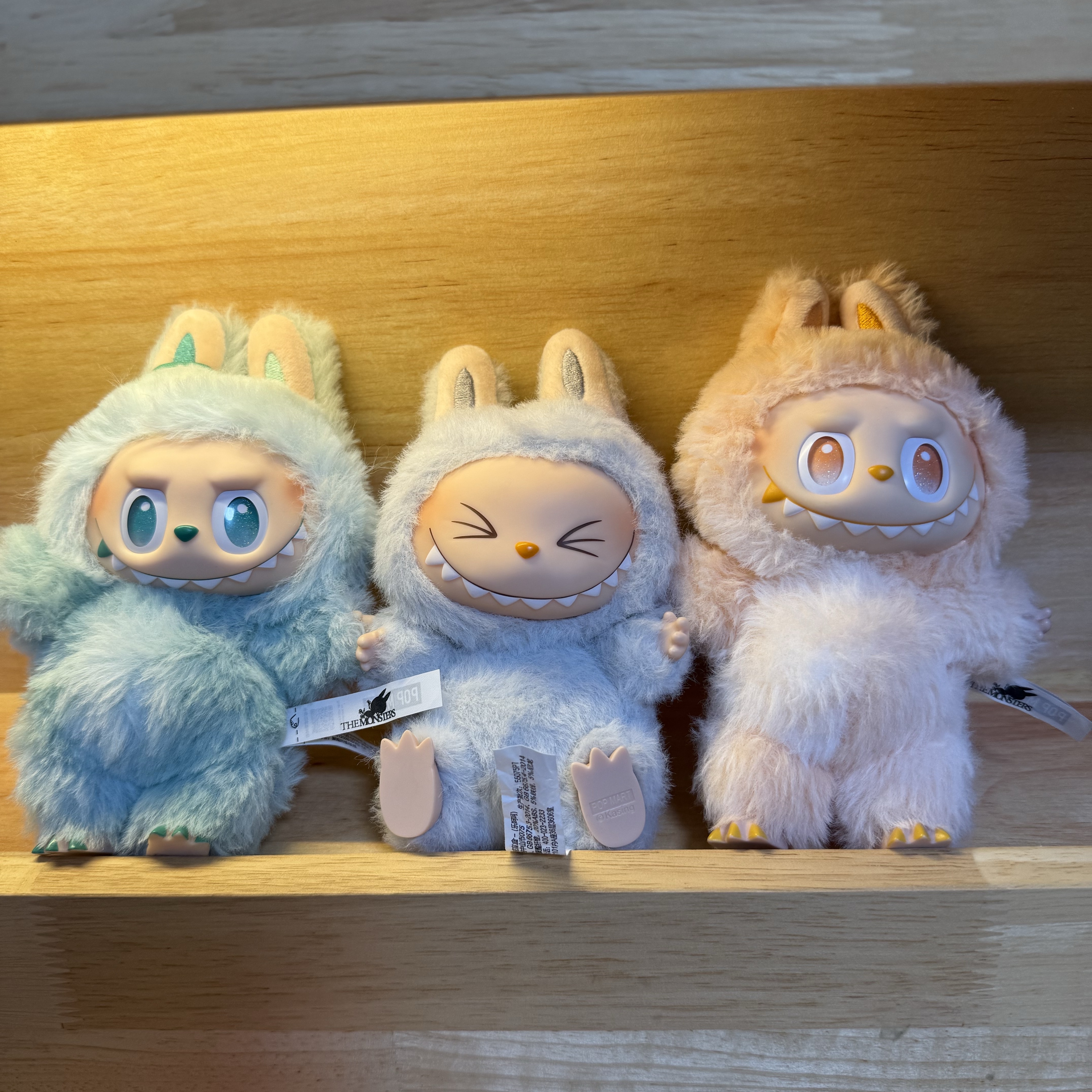 Pop Mart Labubu The Monsters Highlight Series Serenity Keyring (Opened Case) 착용 스타일 - 2