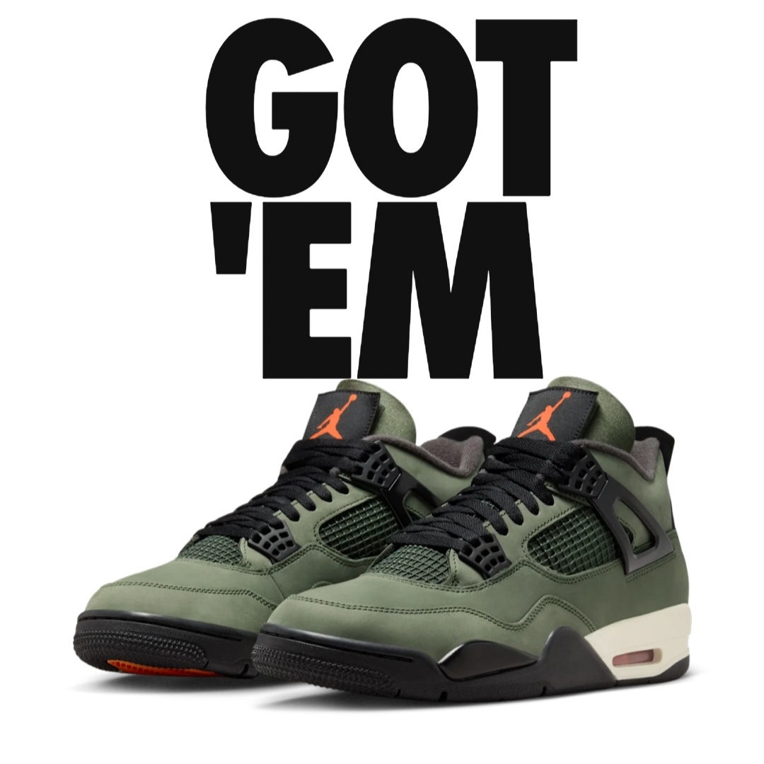 Jordan 4 x Undefeated Retro OG SP Deep Green and Clementine 착용 스타일 - 1