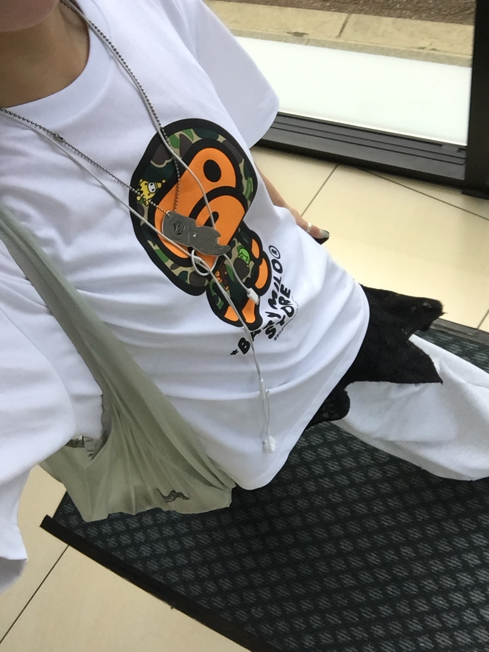 Puma Speedcat OG Red White, (W) BAPE Milo Regular Fit T-Shirt White 착용 스타일 - 2
