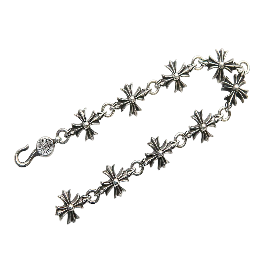 130 111 902 Hansroom Chrome Hearts CH Cutout Plus Bracelet