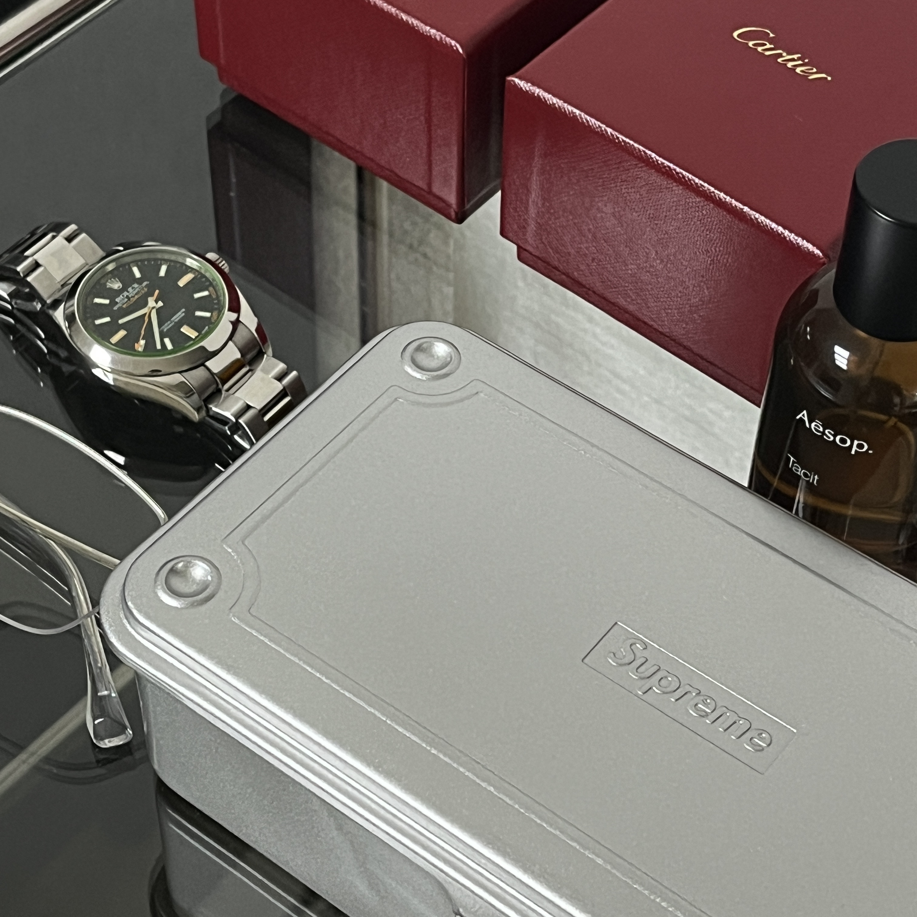 Supreme x Toyo Steel T-190 Mini Toolbox Silver - 25SS 착용 스타일
