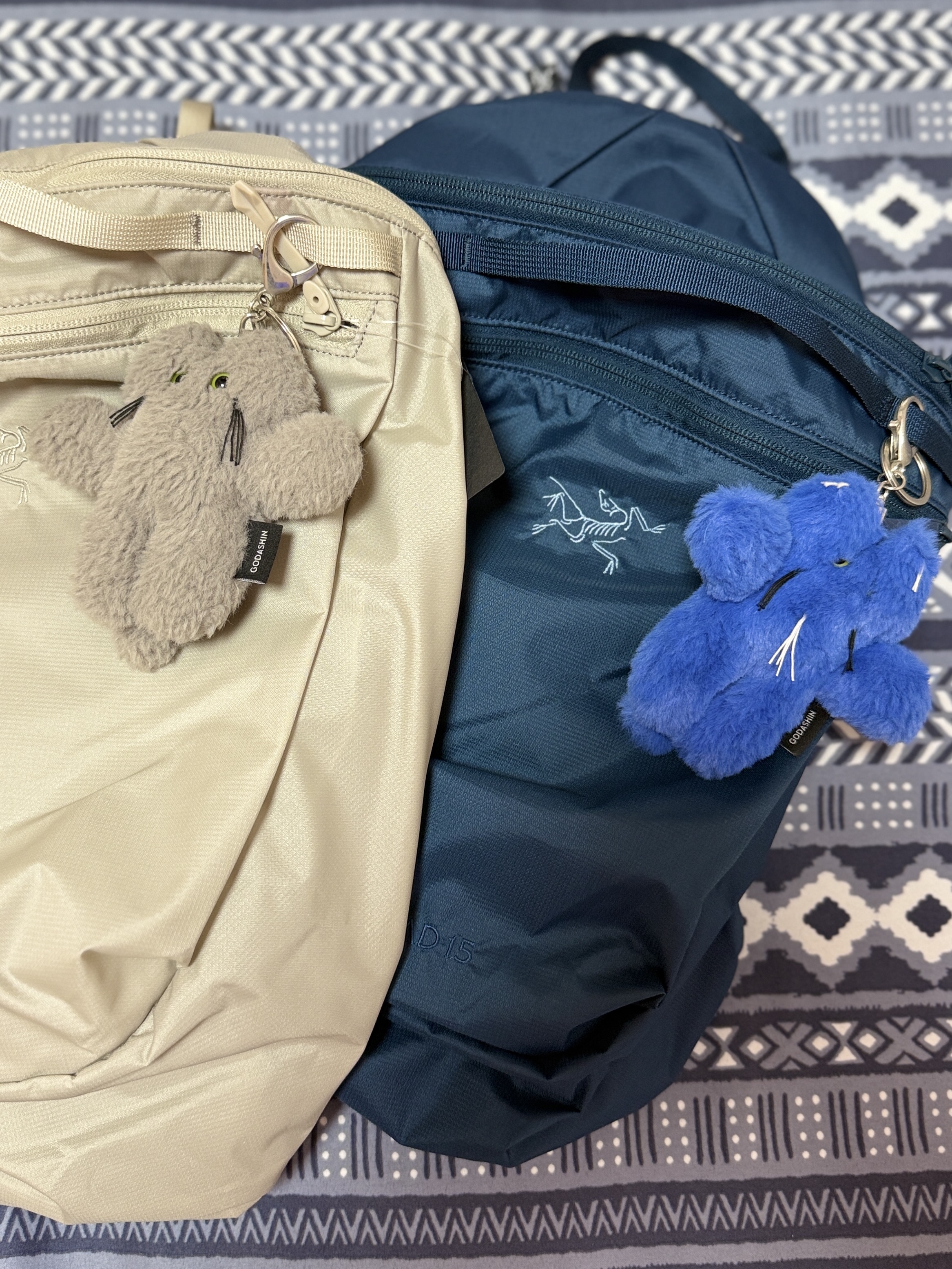 Arc'teryx Heliad 15 Backpack Rune, Arc'teryx Heliad 15 Backpack Nightscape 착용 스타일 - 1