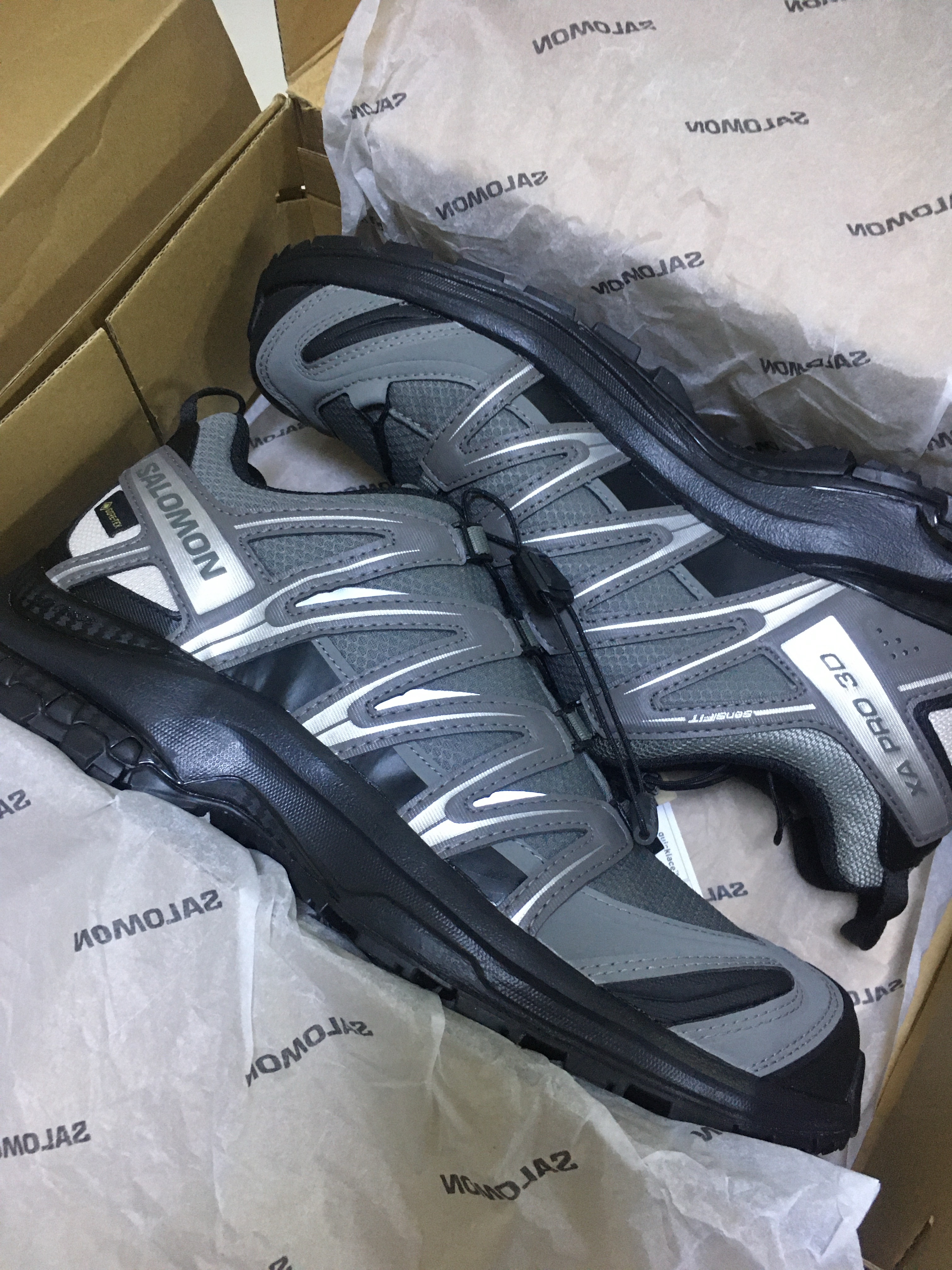 Salomon XA Pro 3D GTX Pewter Black Silver Cloud 착용 스타일 - 1