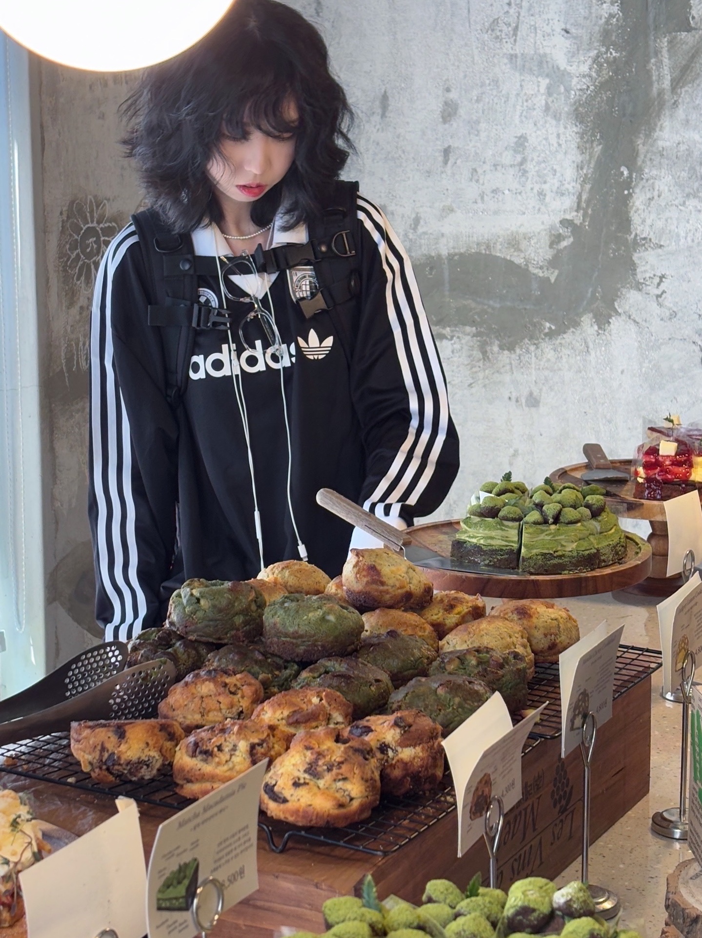 (W) Adidas Football Long Sleeve T-Shirt Black - KR Sizing 착용 스타일 - 2
