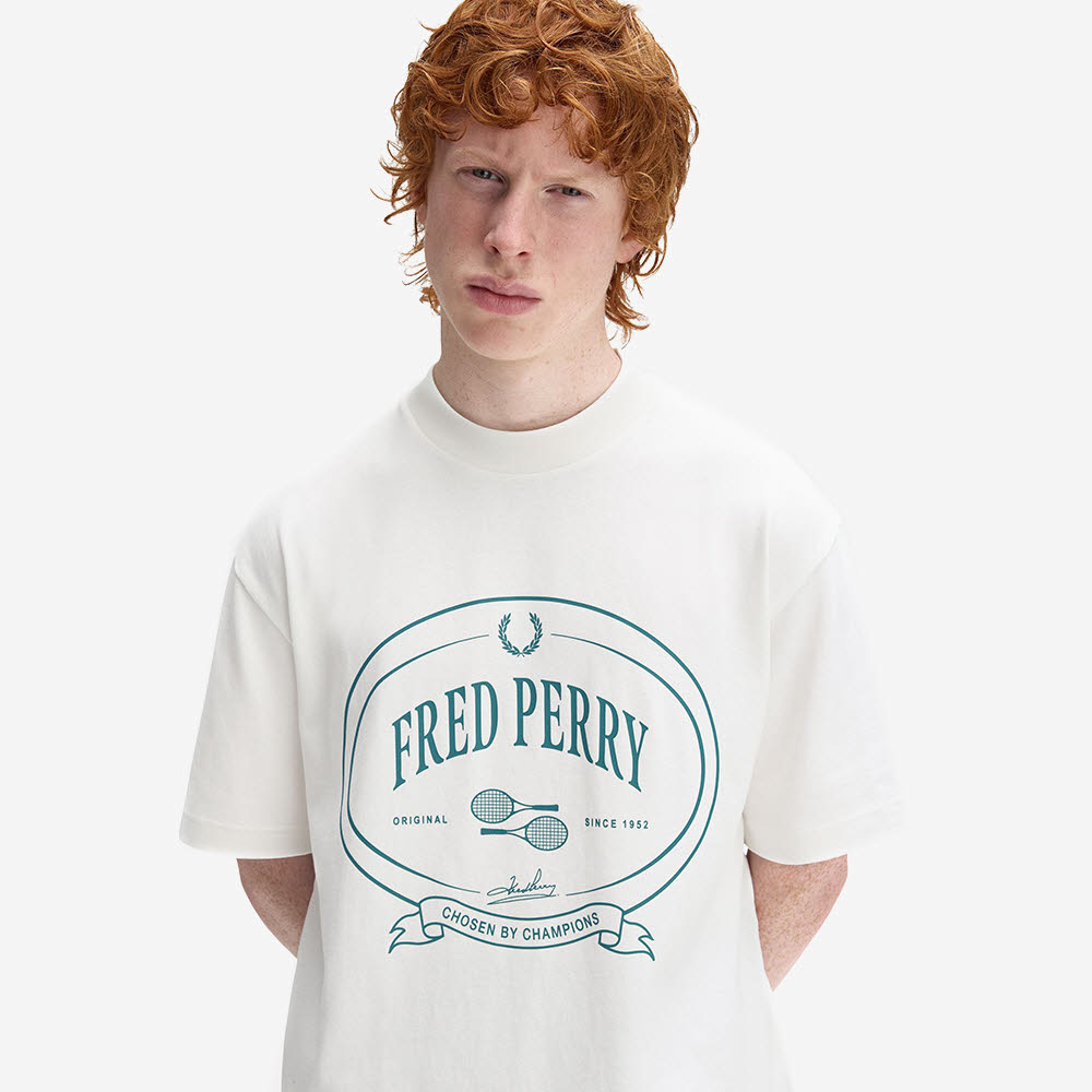프레드 페리 클럽하우스 초즌 바이 챔피언스 티셔츠 스노우화이트(Fred Perry Clubhouse Chosen By Champions T-Shirt Snow White) - 4