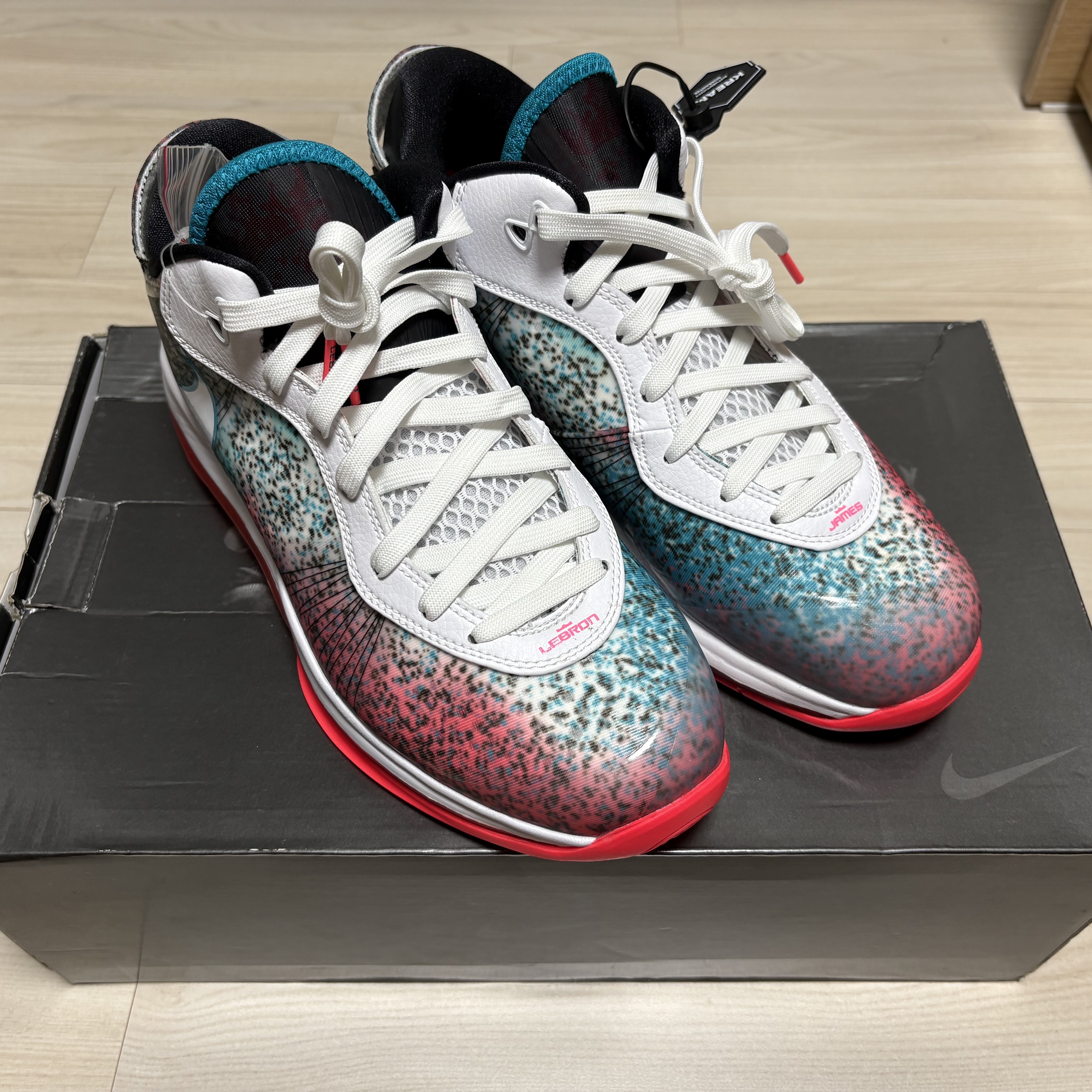 Nike LeBron 8 V/2 Low Miami Nights 2021 착용 스타일