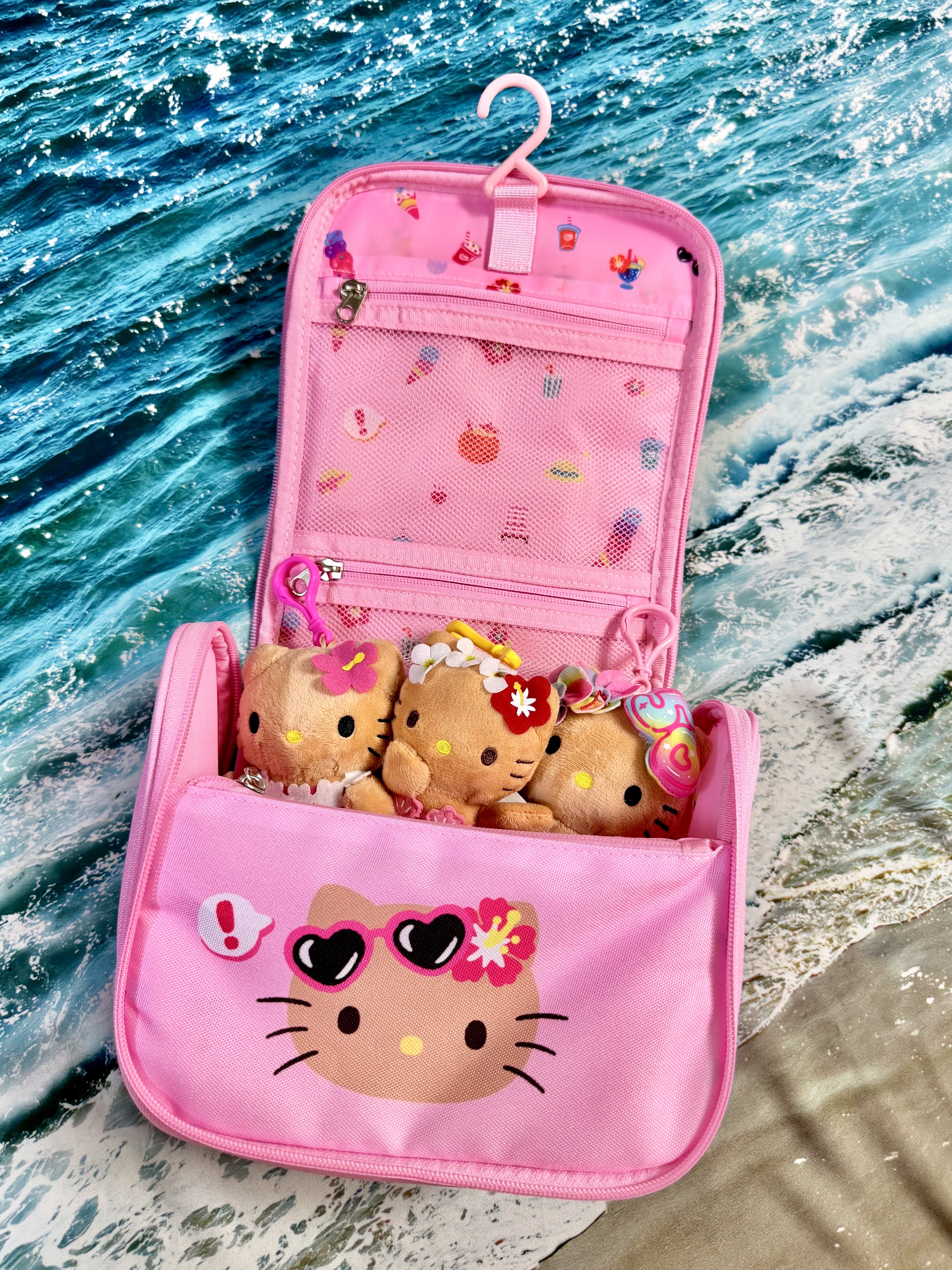 Sanrio x Fillimilli Tanning Hello Kitty Travel Pouch Pink, Sanrio Hello Kitty Sarong 4" Hawaii Series Plush 착용 스타일 - 4