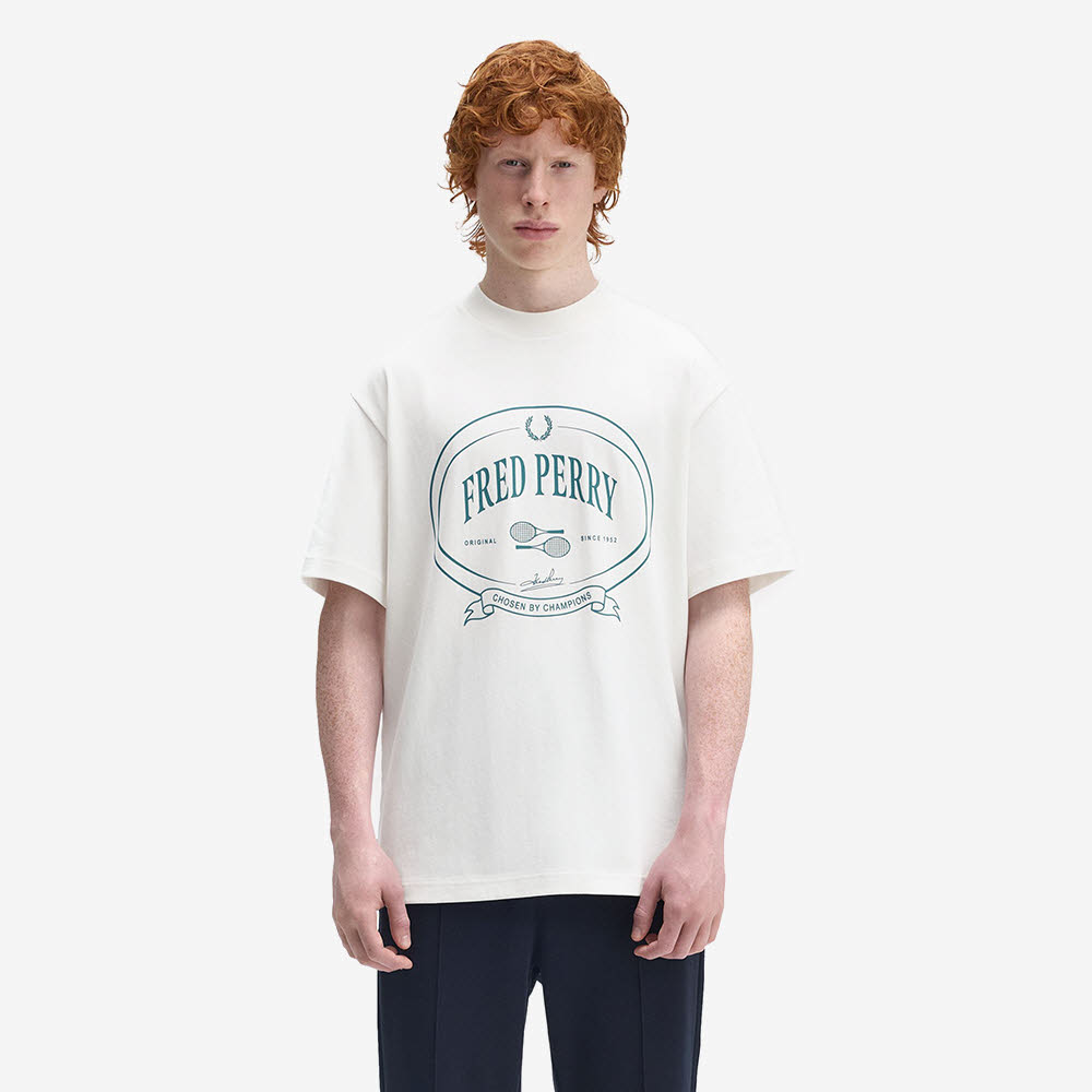프레드 페리 클럽하우스 초즌 바이 챔피언스 티셔츠 스노우화이트(Fred Perry Clubhouse Chosen By Champions T-Shirt Snow White) - 2