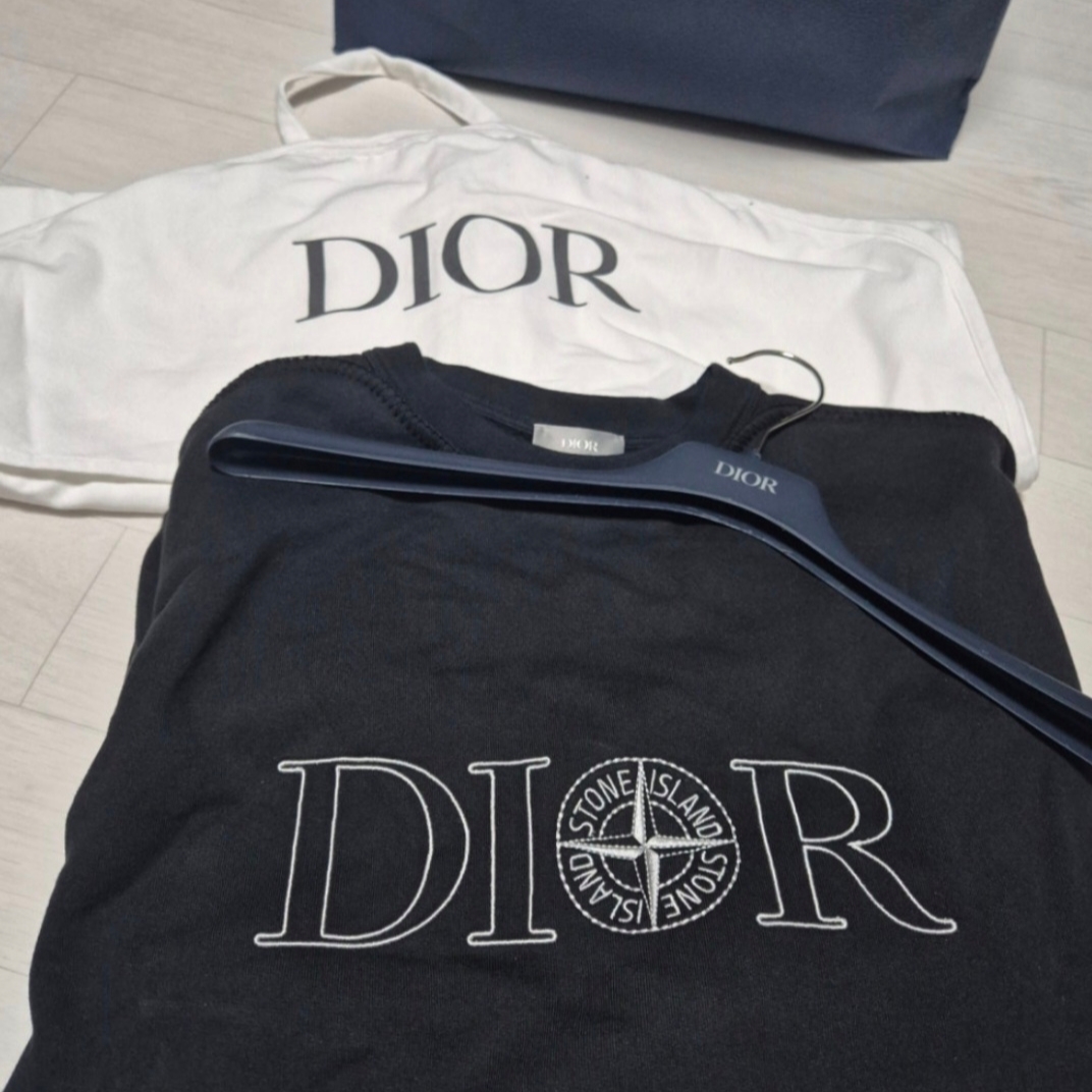 Dior x Stone Island Cotton Fleece Sweatshirt Black 착용 스타일
