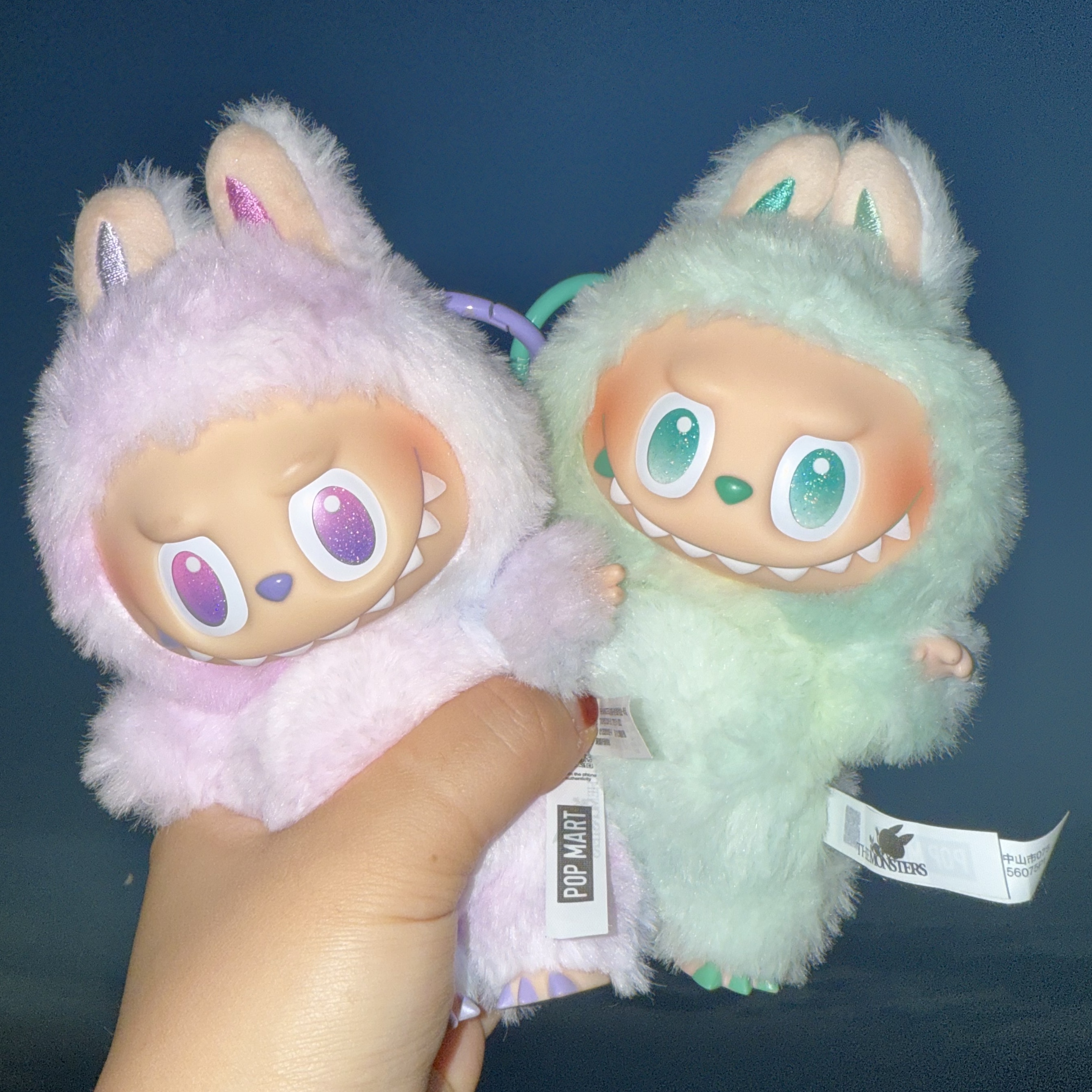 Pop Mart Labubu The Monsters Highlight Series Serenity Keyring (Opened Case), Pop Mart Labubu The Monsters Highlight Series Luck Keyring (Opened Case) 착용 스타일