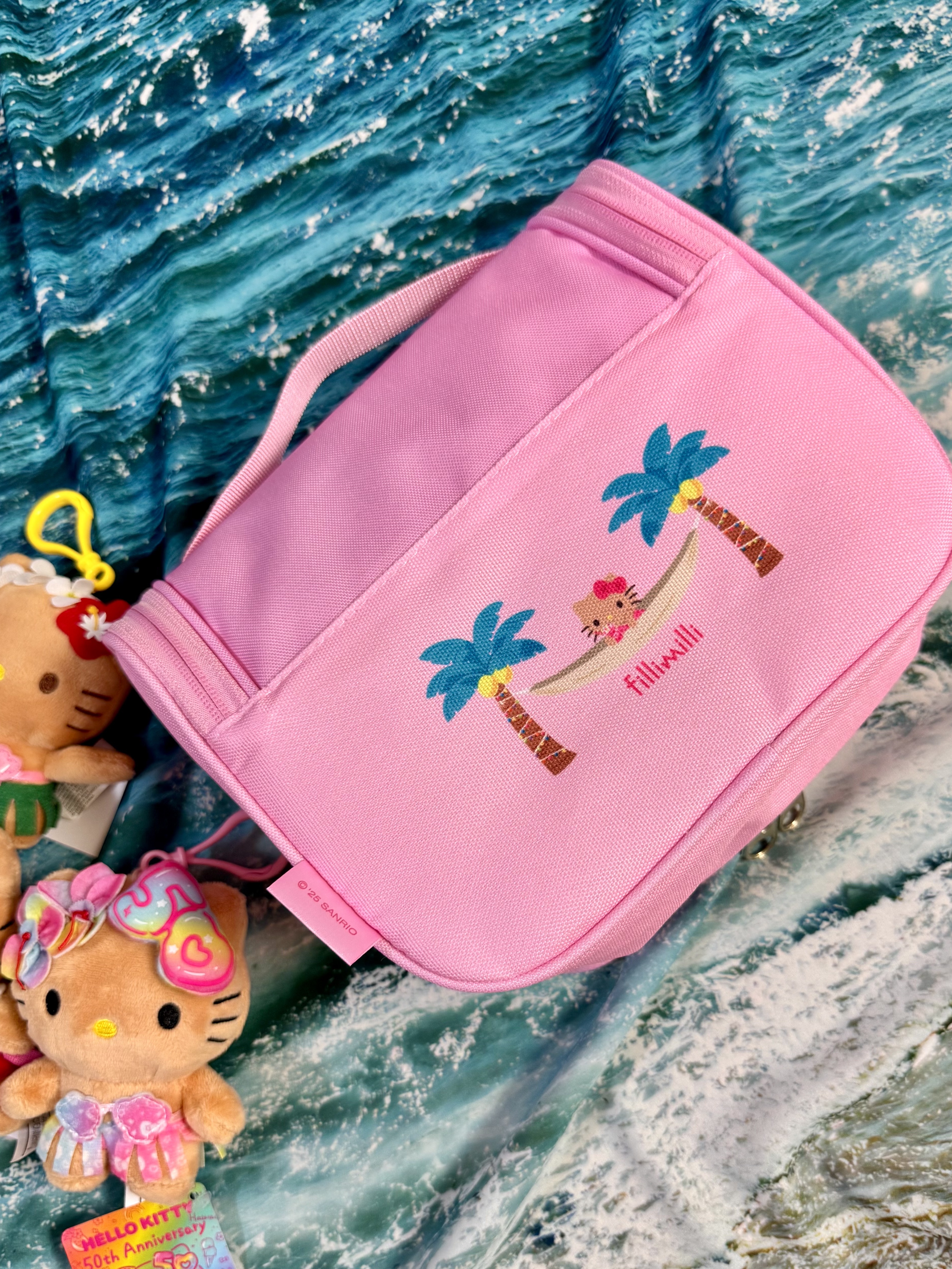 Sanrio x Fillimilli Tanning Hello Kitty Travel Pouch Pink, Sanrio Hello Kitty Sarong 4" Hawaii Series Plush 착용 스타일 - 6