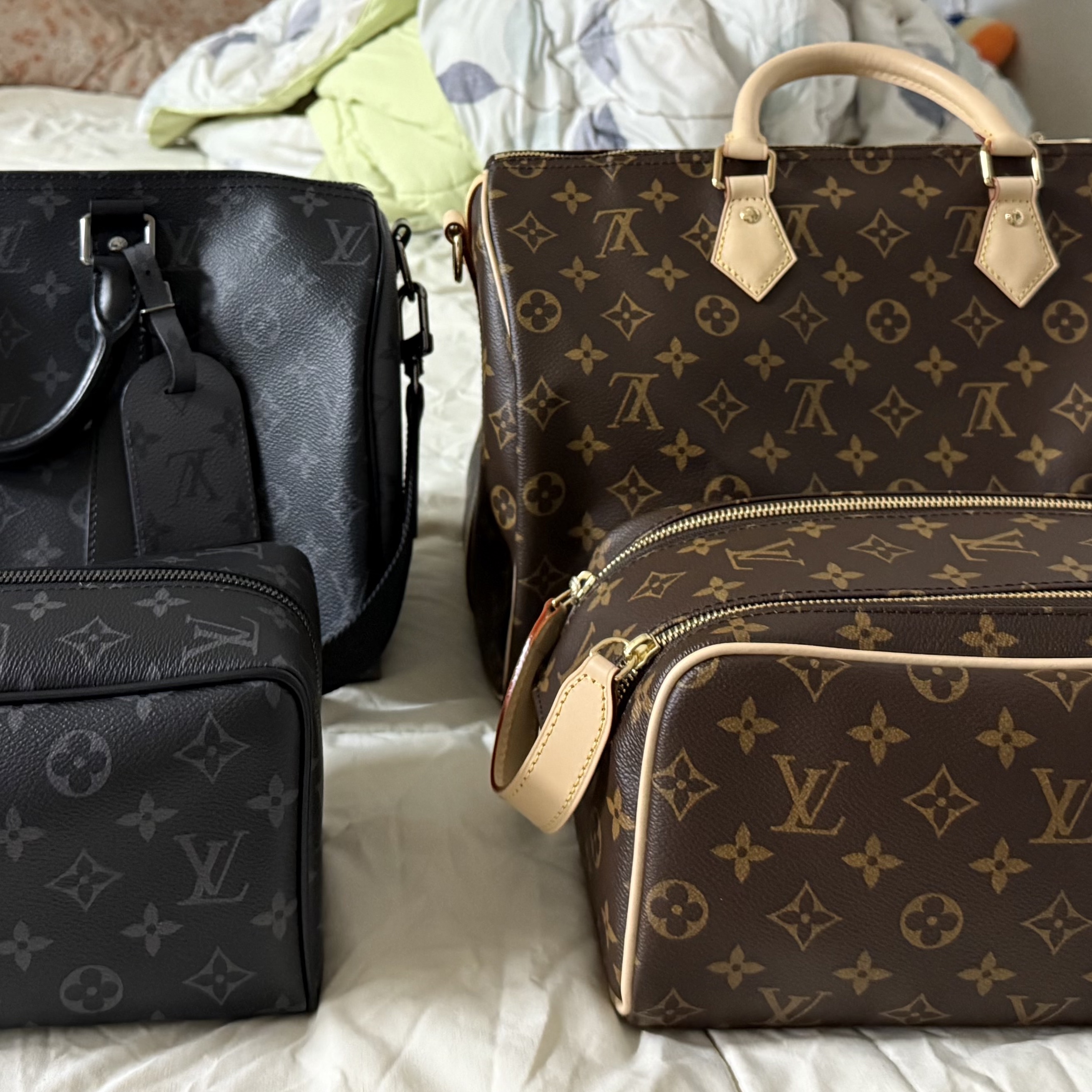 Louis Vuitton Dopp Kit Toilet Pouch Monogram 착용 스타일 - 2