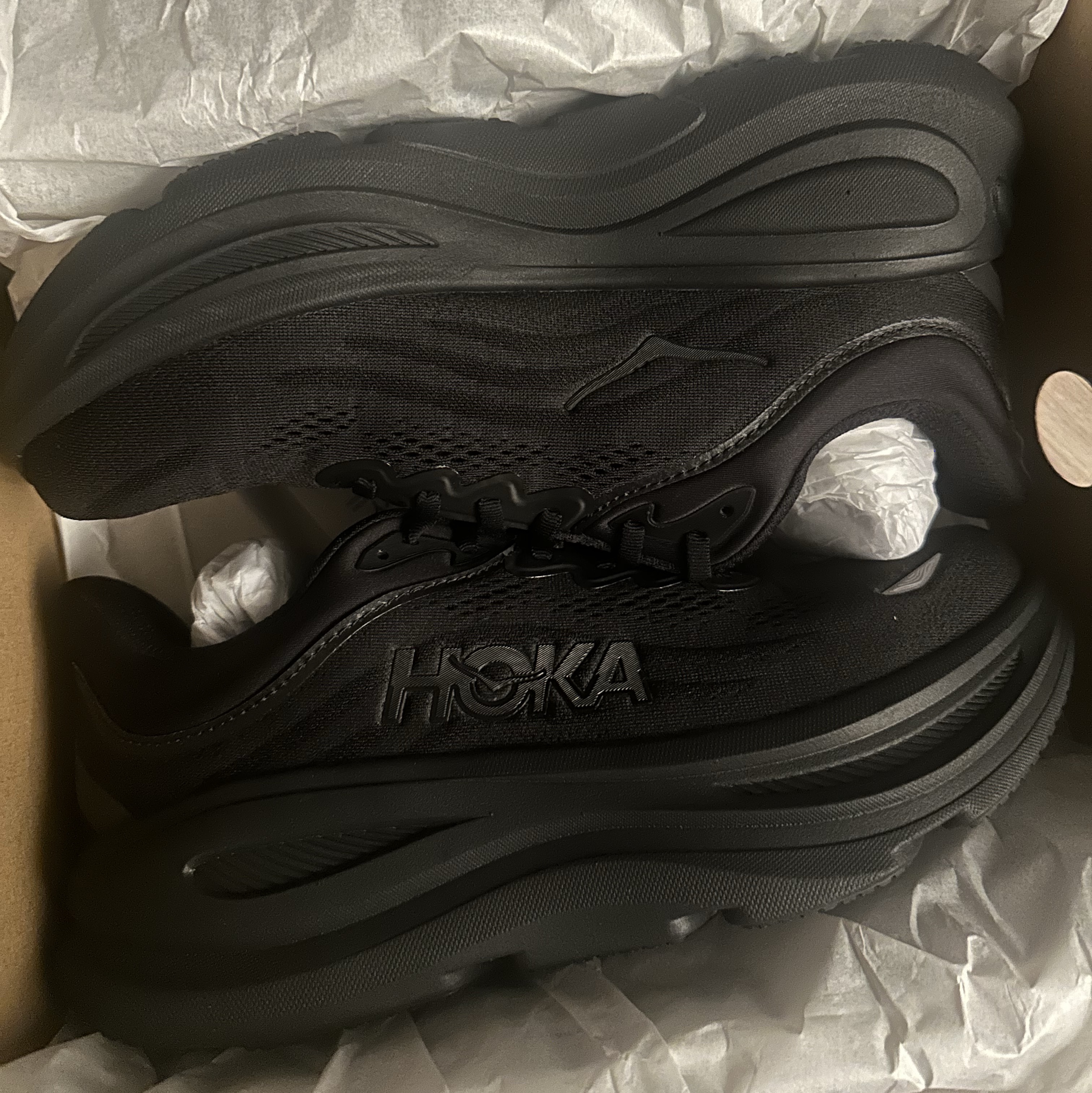 Hoka Bondi 9 Black - X-Wide 착용 스타일