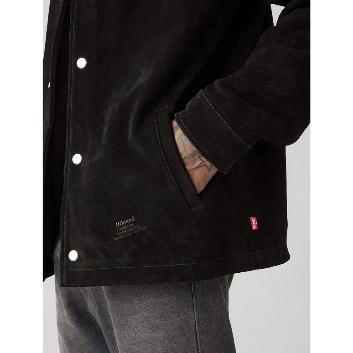Levi's x JJJJound Suede Coach Jacket Black 착용 스타일 - 2