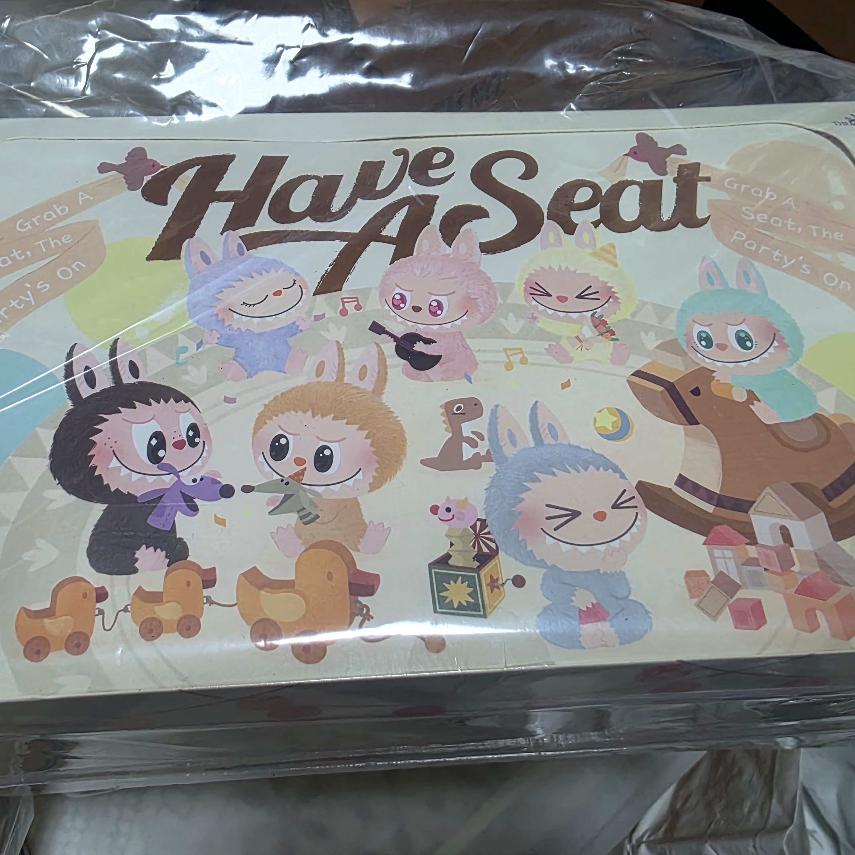 Pop Mart Labubu Let's Play Together Doll Series Sealed Case (6 Blind Boxes) 착용 스타일