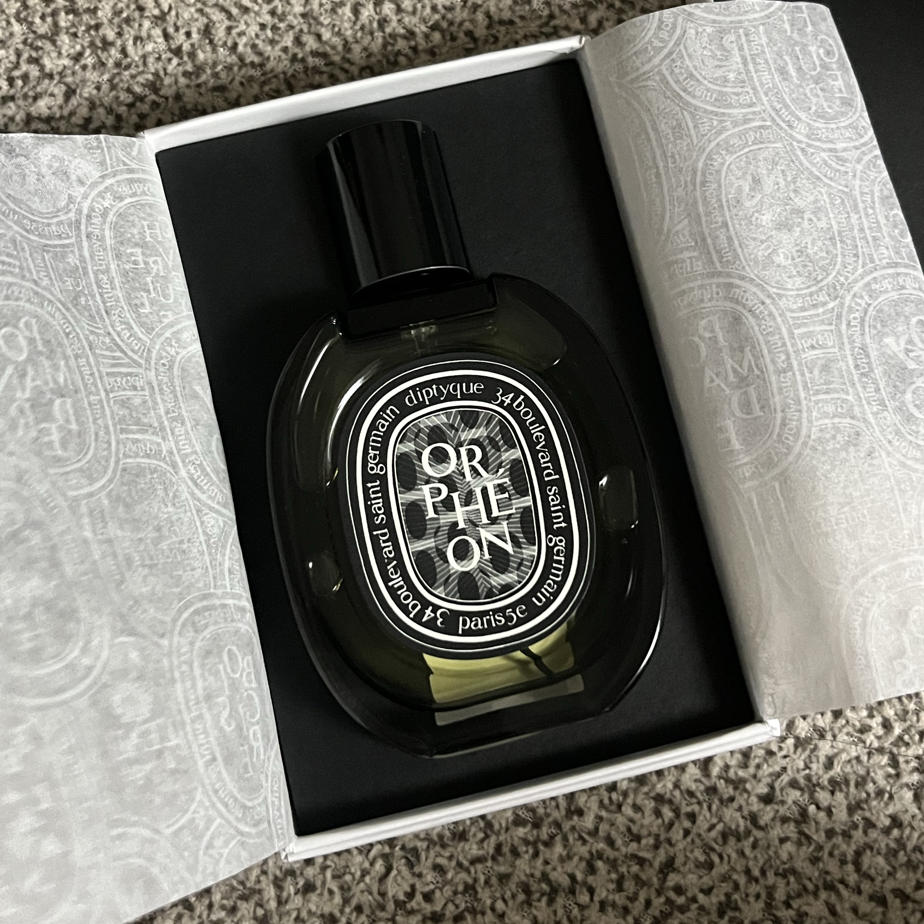 Diptyque Orpheon Eau De Parfum 75ml 착용 스타일