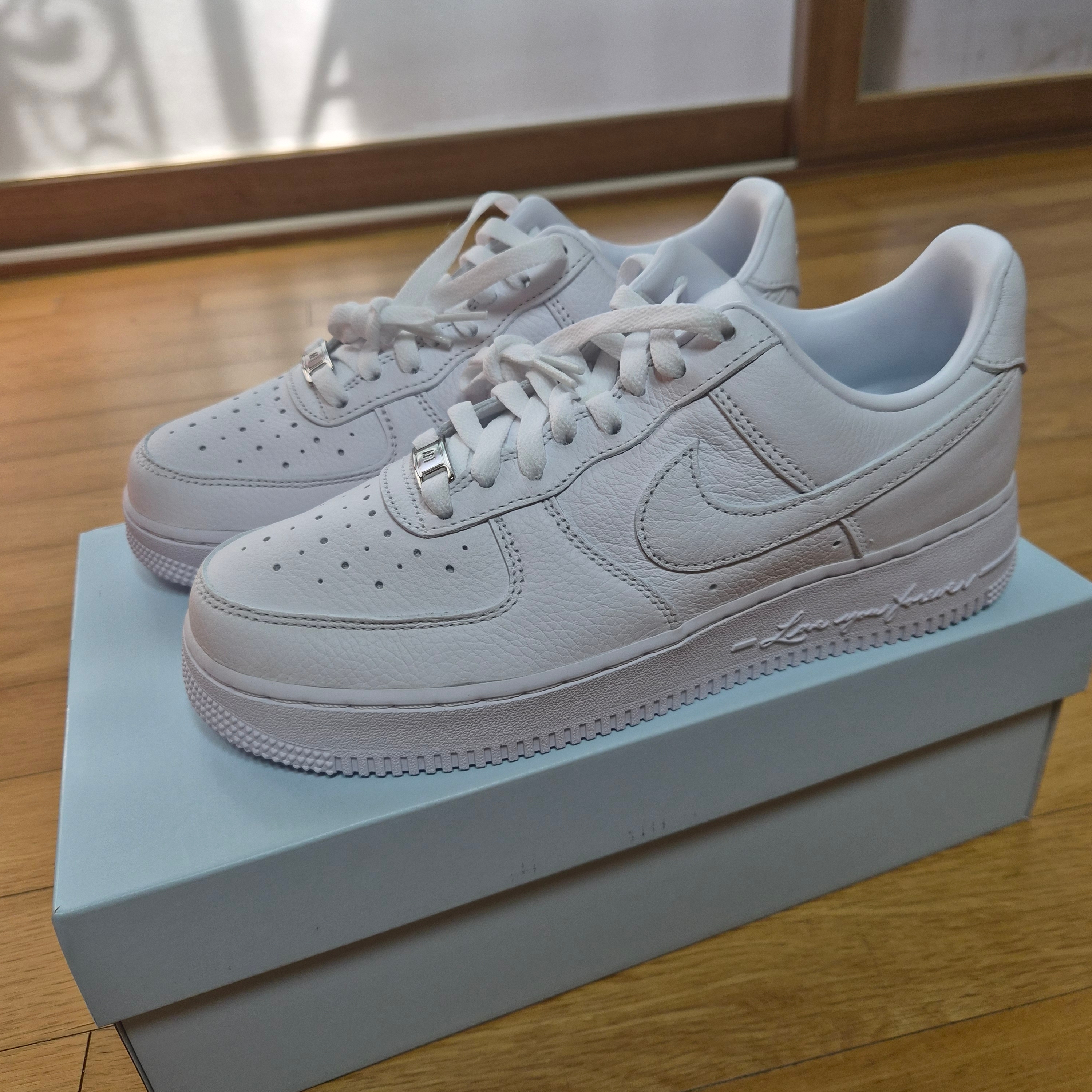 Nike x Drake Nocta Air Force 1 Low SP Certified Lover Boy White 착용 스타일