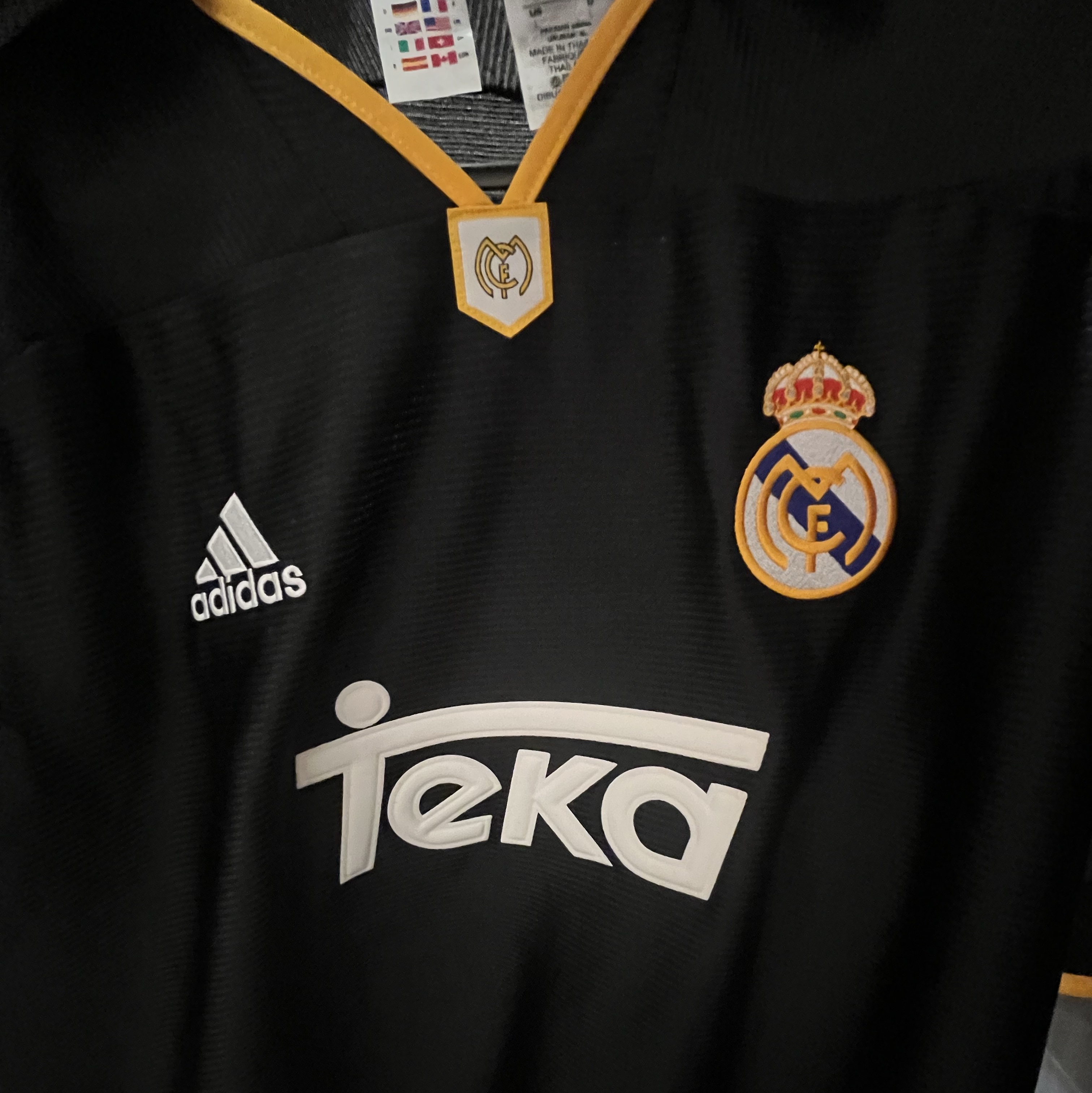 Adidas Real Madrid 99/00 Away Jersey Black - KR Sizing (Non Marking Ver.) 착용 스타일 - 4