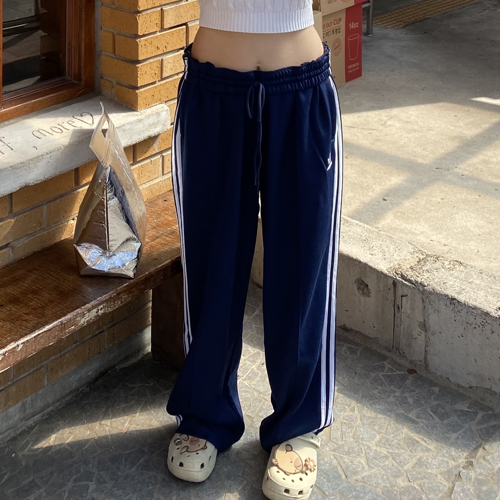 Adidas Adicolor Baggy Fit Firebird Track Pants Night Indigo - KR Sizing 착용 스타일