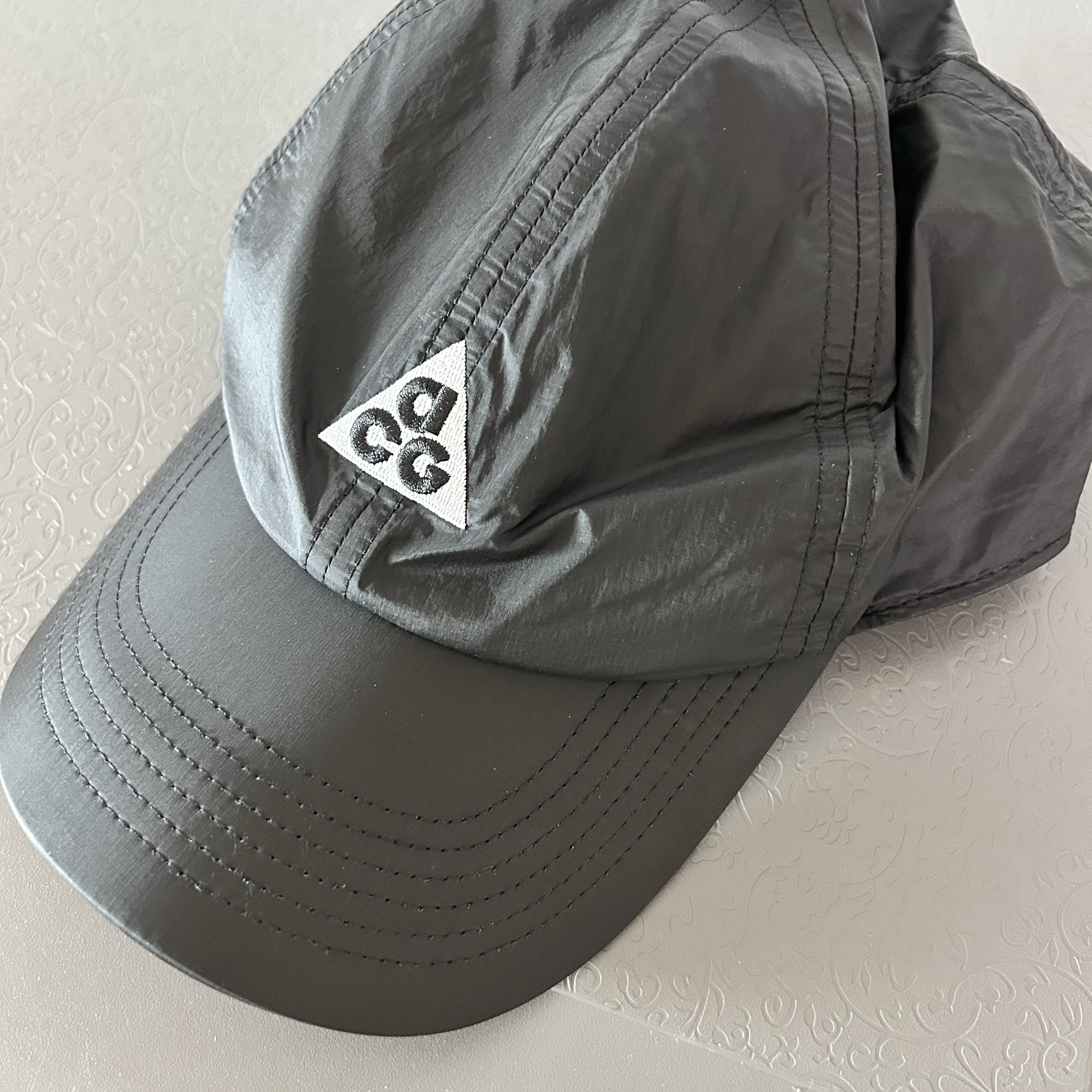 Nike ACG Trail Cap Black 착용 스타일 - 2