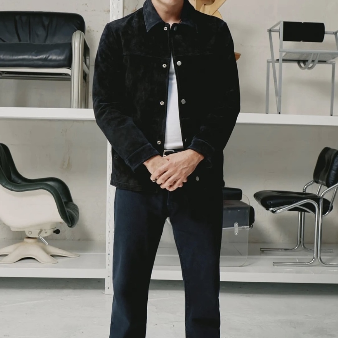 Levi's x JJJJound Suede Coach Jacket Black 착용 스타일 - 4