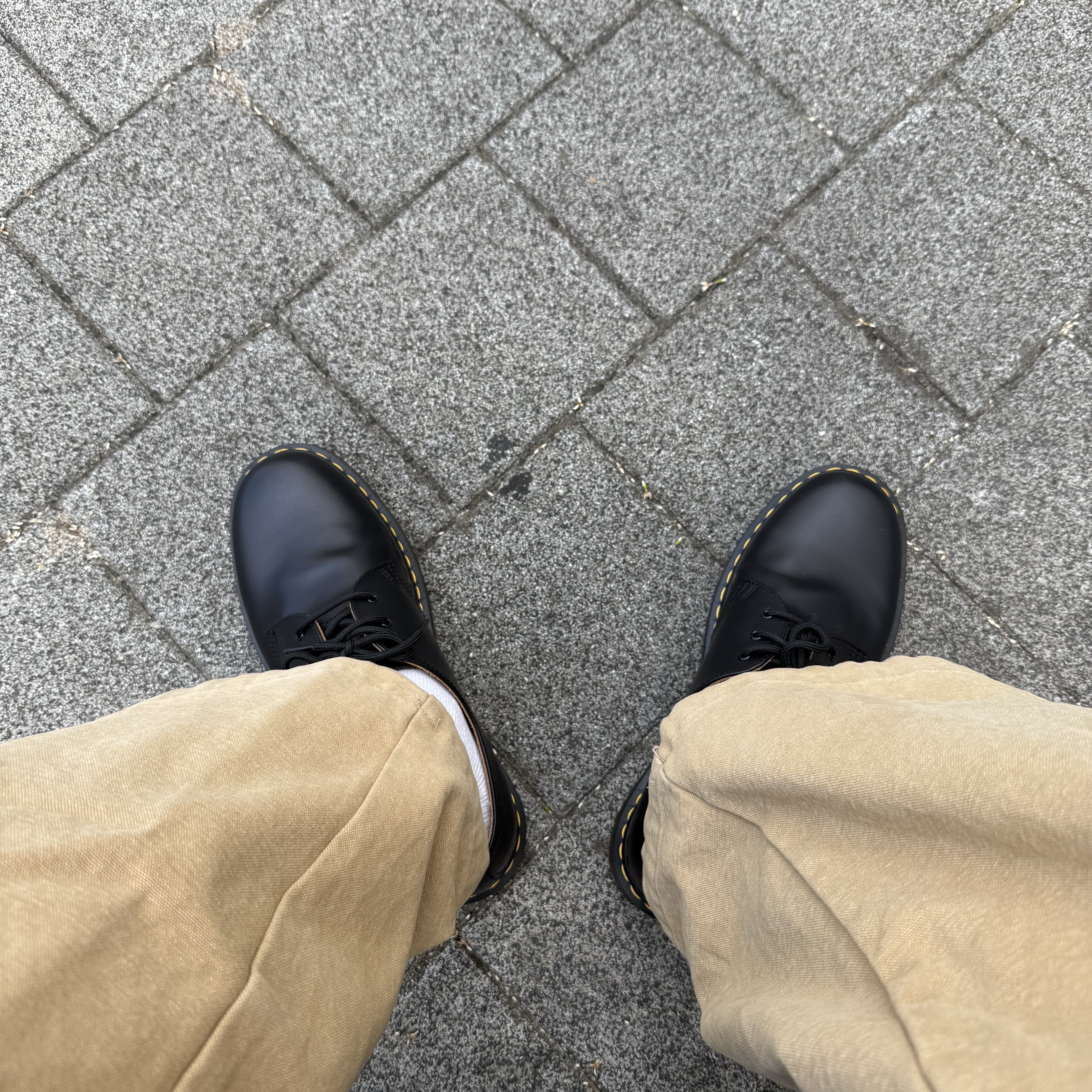 Dr. Martens 1461 Smooth Black 착용 스타일