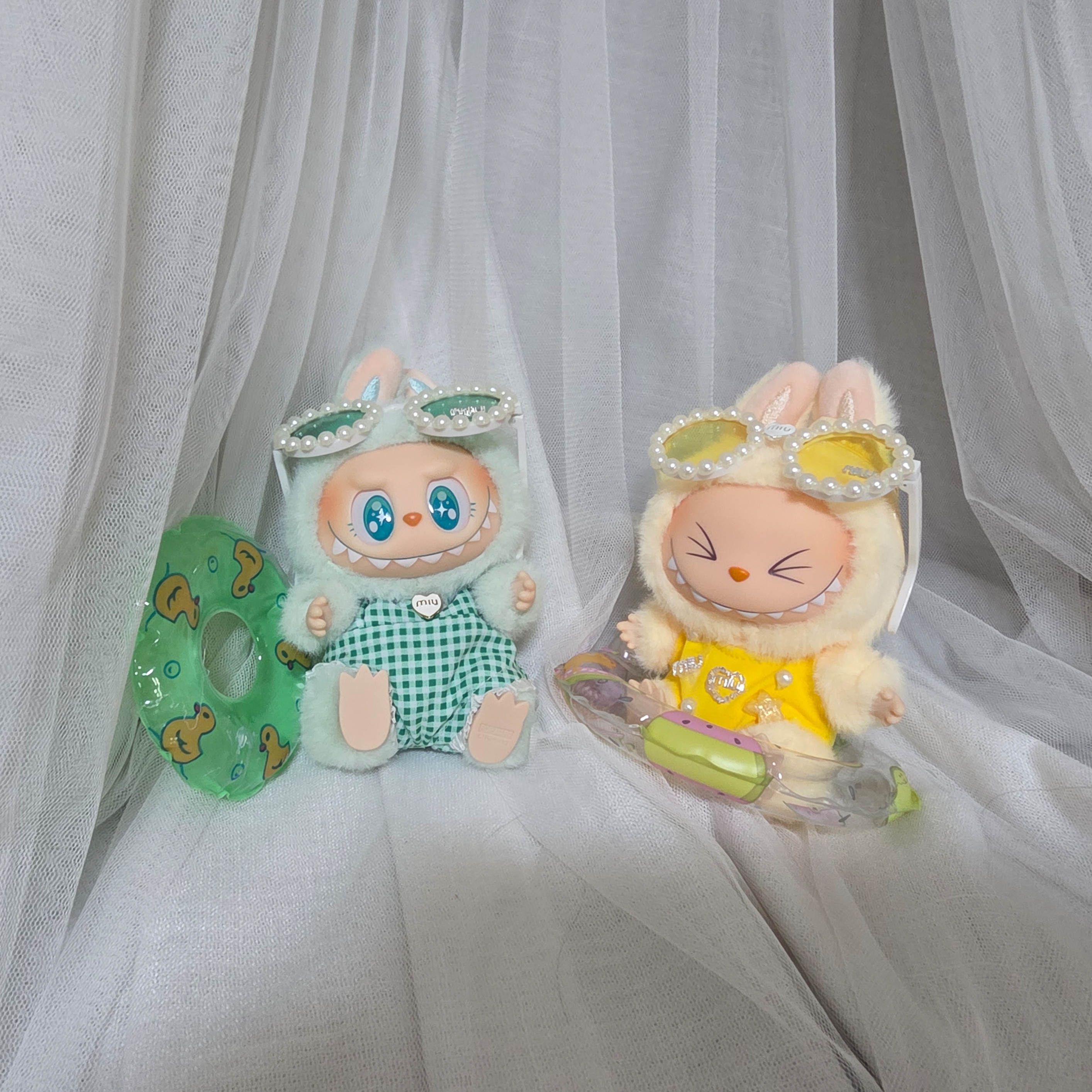 Pop Mart Labubu Let's Play Together Doll Series Sealed Case (6 Blind Boxes) 착용 스타일
